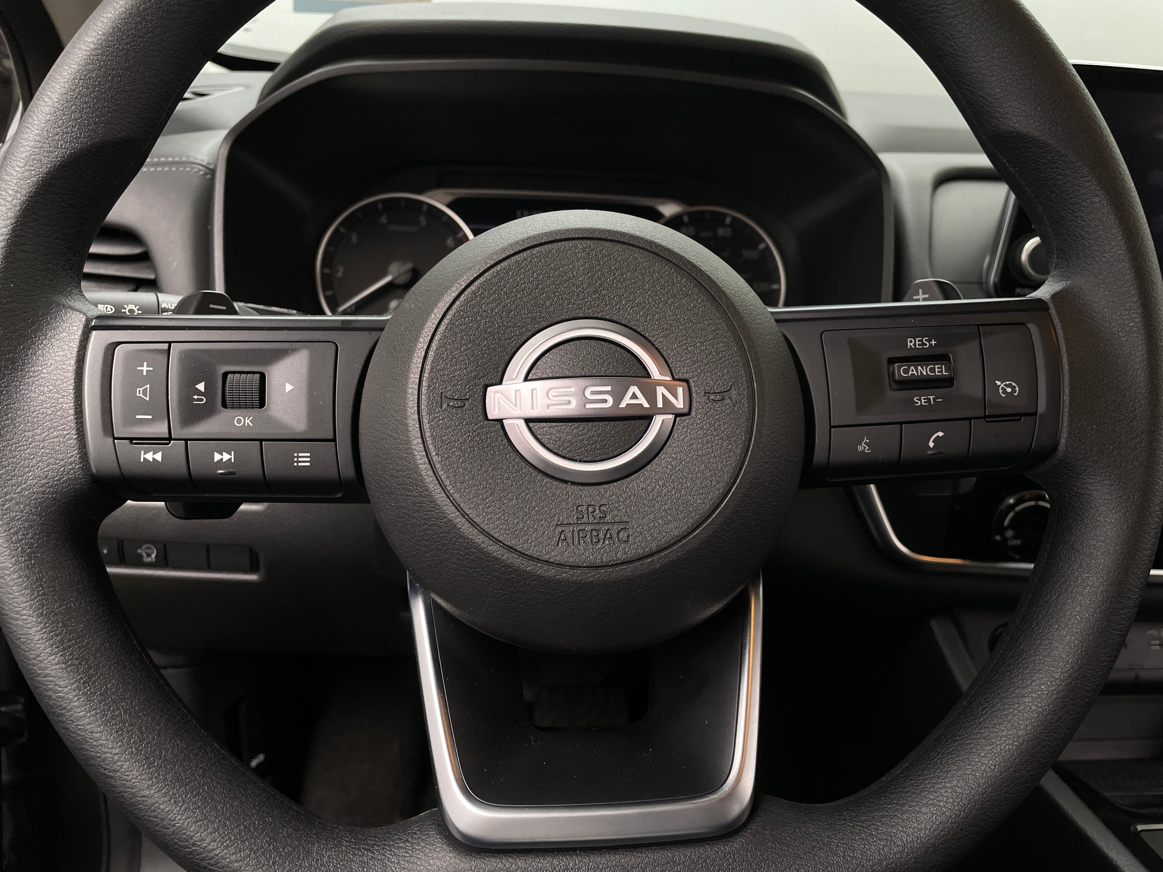 2024 Nissan Rogue S 5