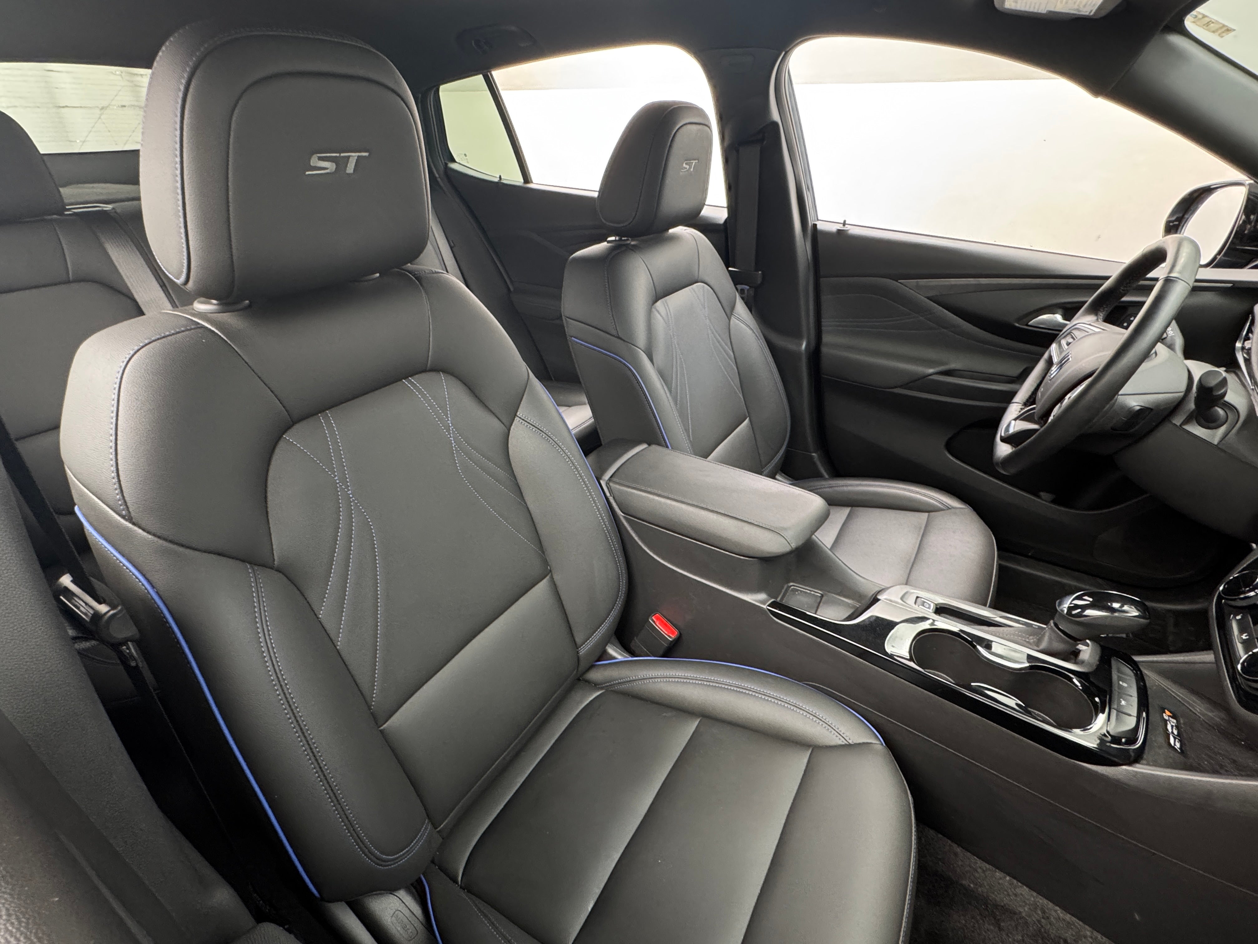 2024 Buick Envista Sport Touring 2