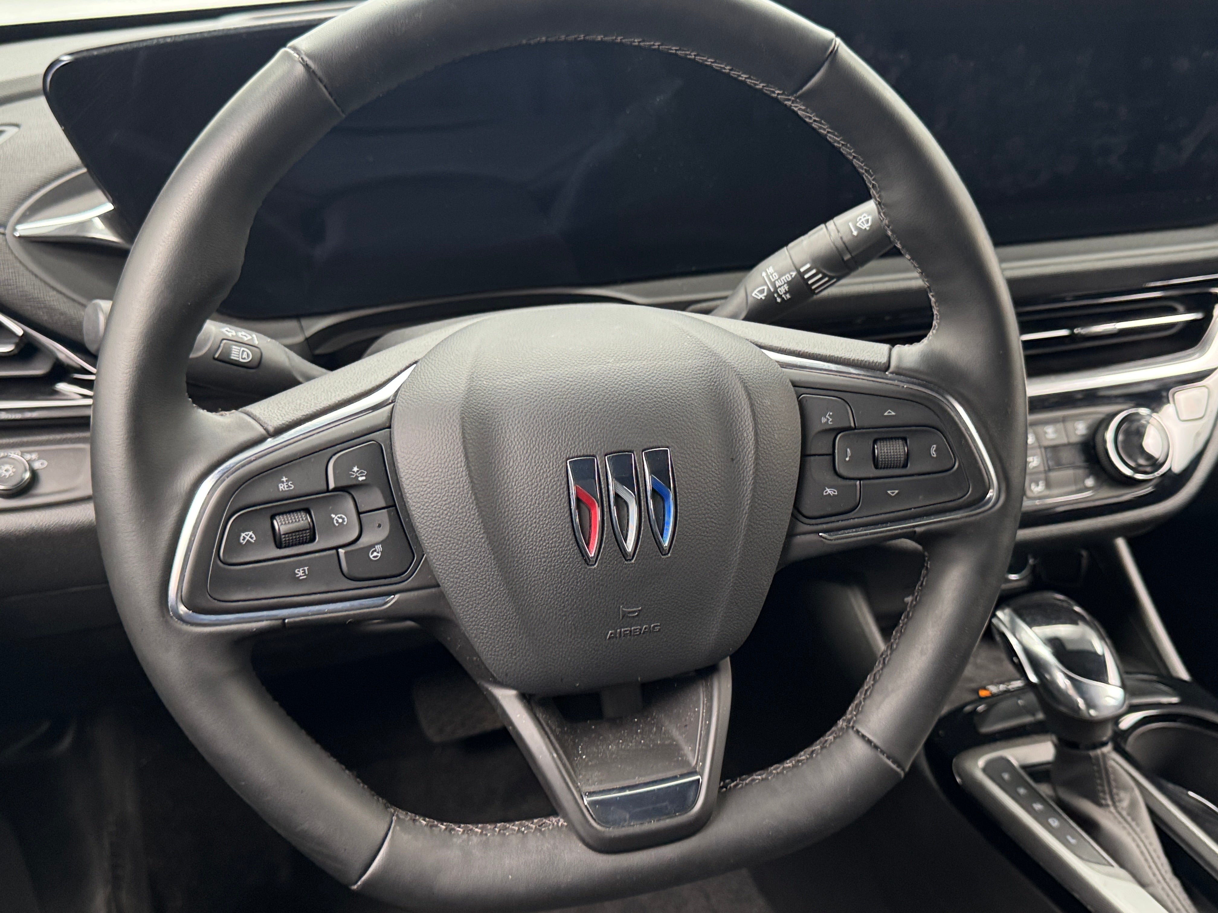 2024 Buick Envista Sport Touring 5