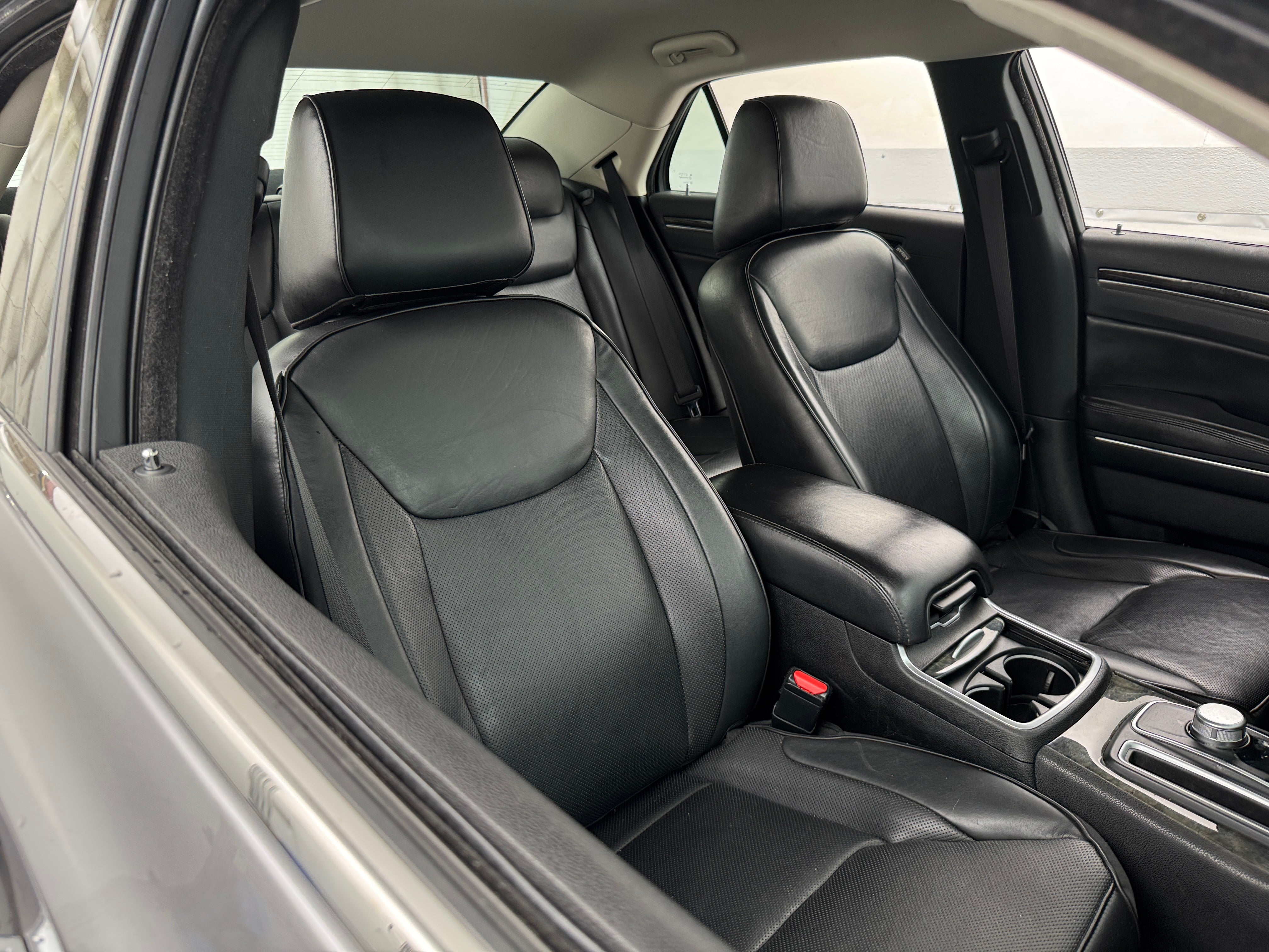 2018 Chrysler 300 Limited Edition 2