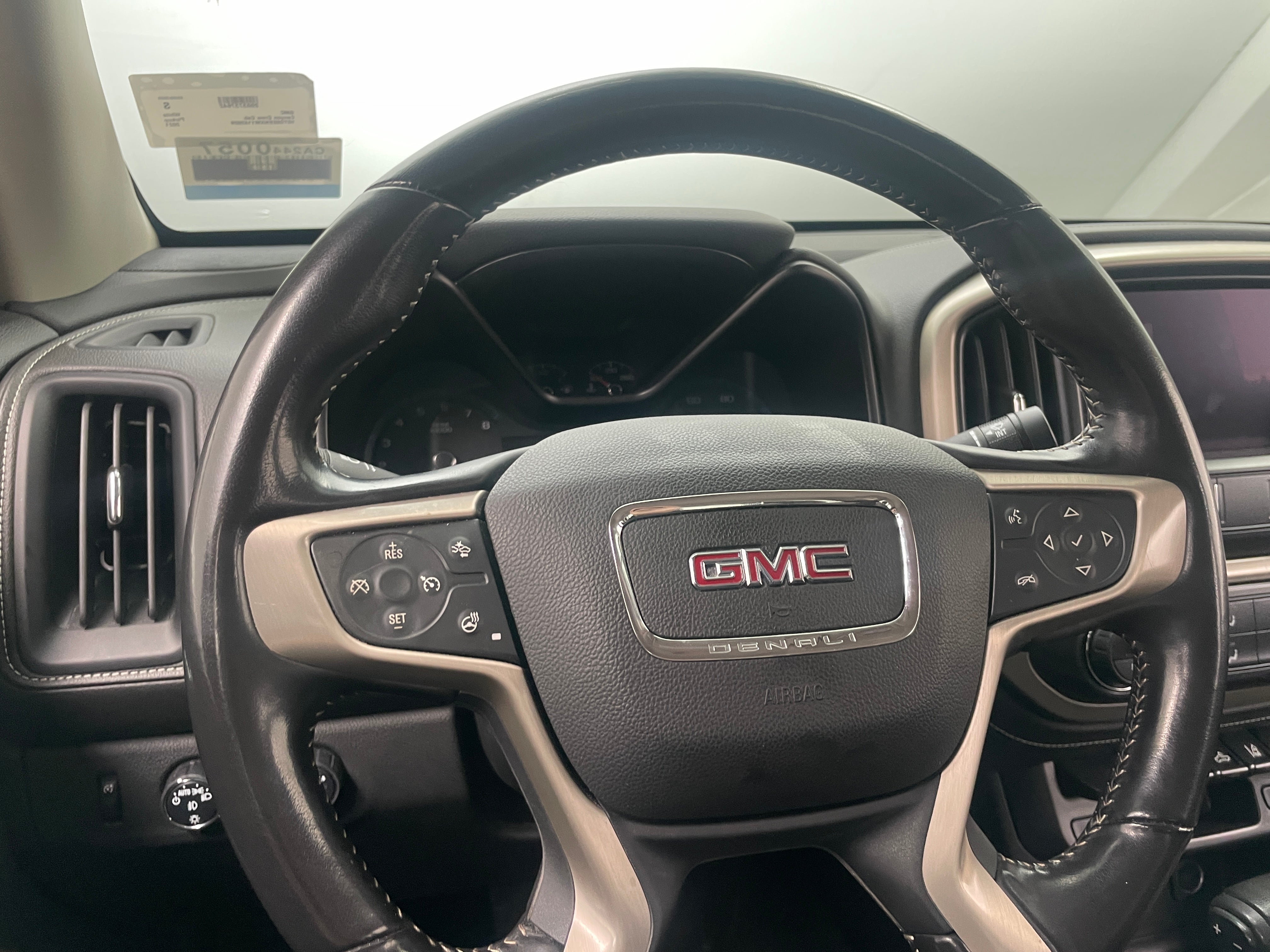 2021 GMC Canyon Denali 4