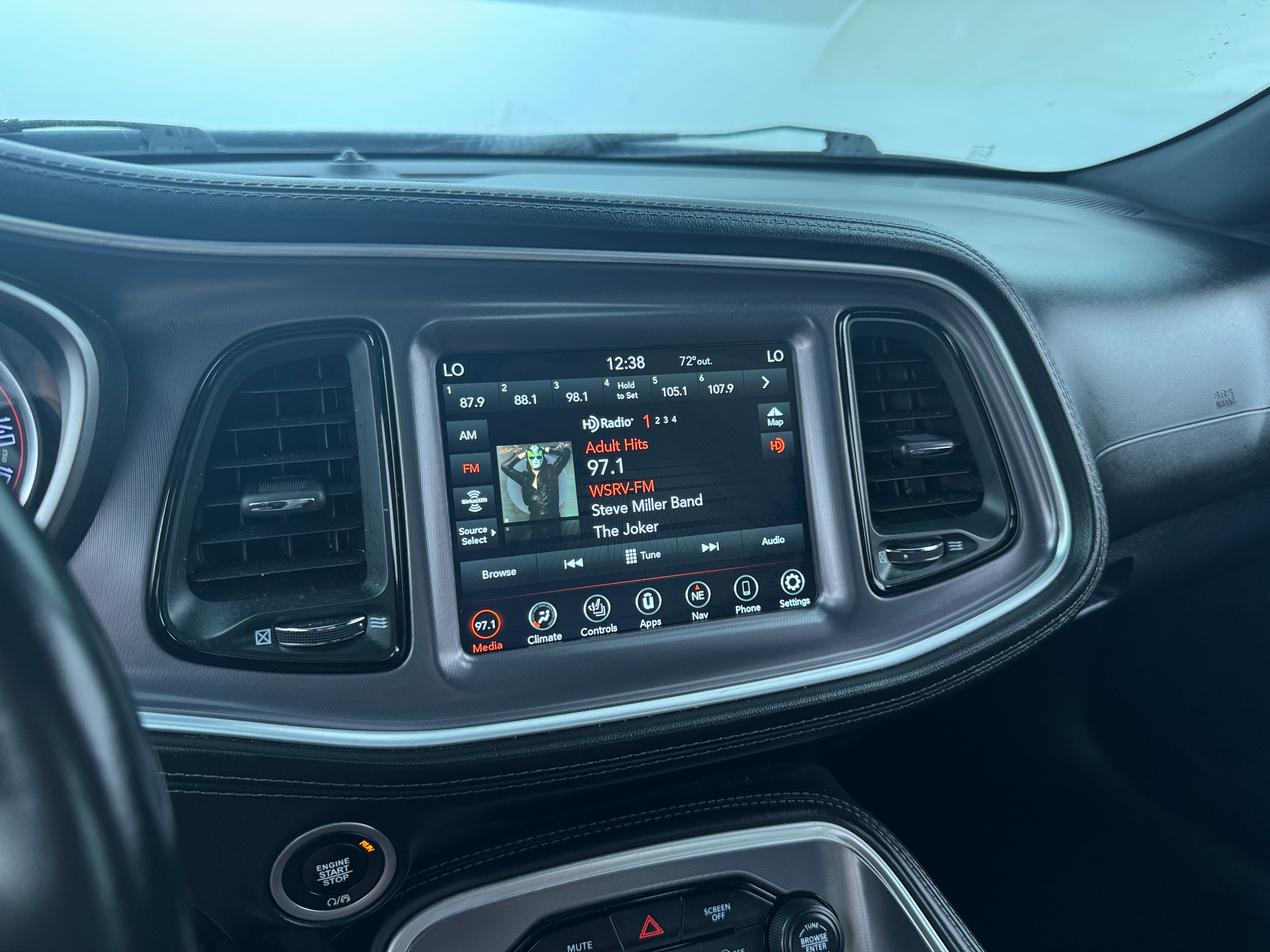 2020 Dodge Challenger SXT 2