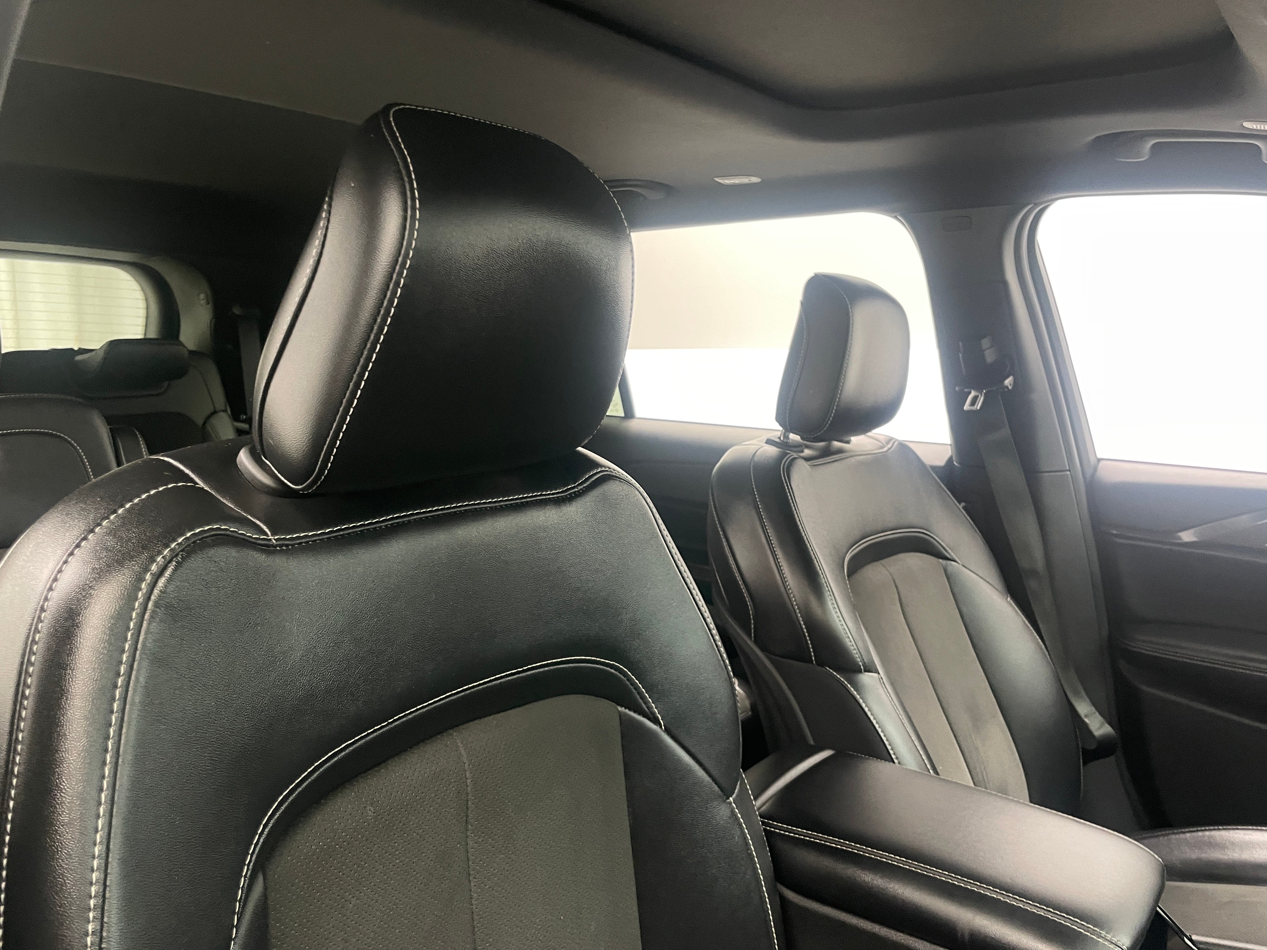 2022 Jeep Grand Cherokee L Altitude 2
