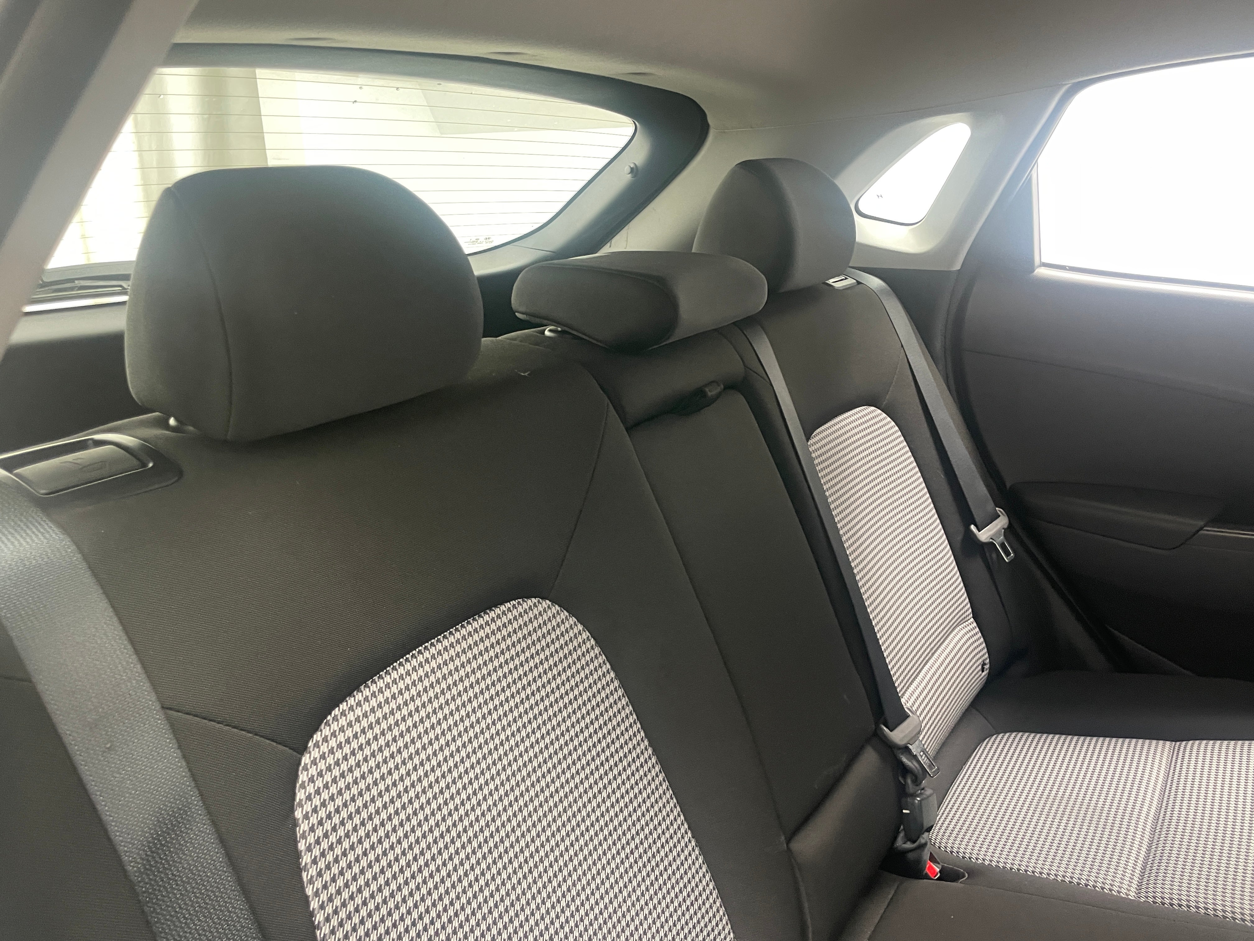 2023 Hyundai Kona SE 6