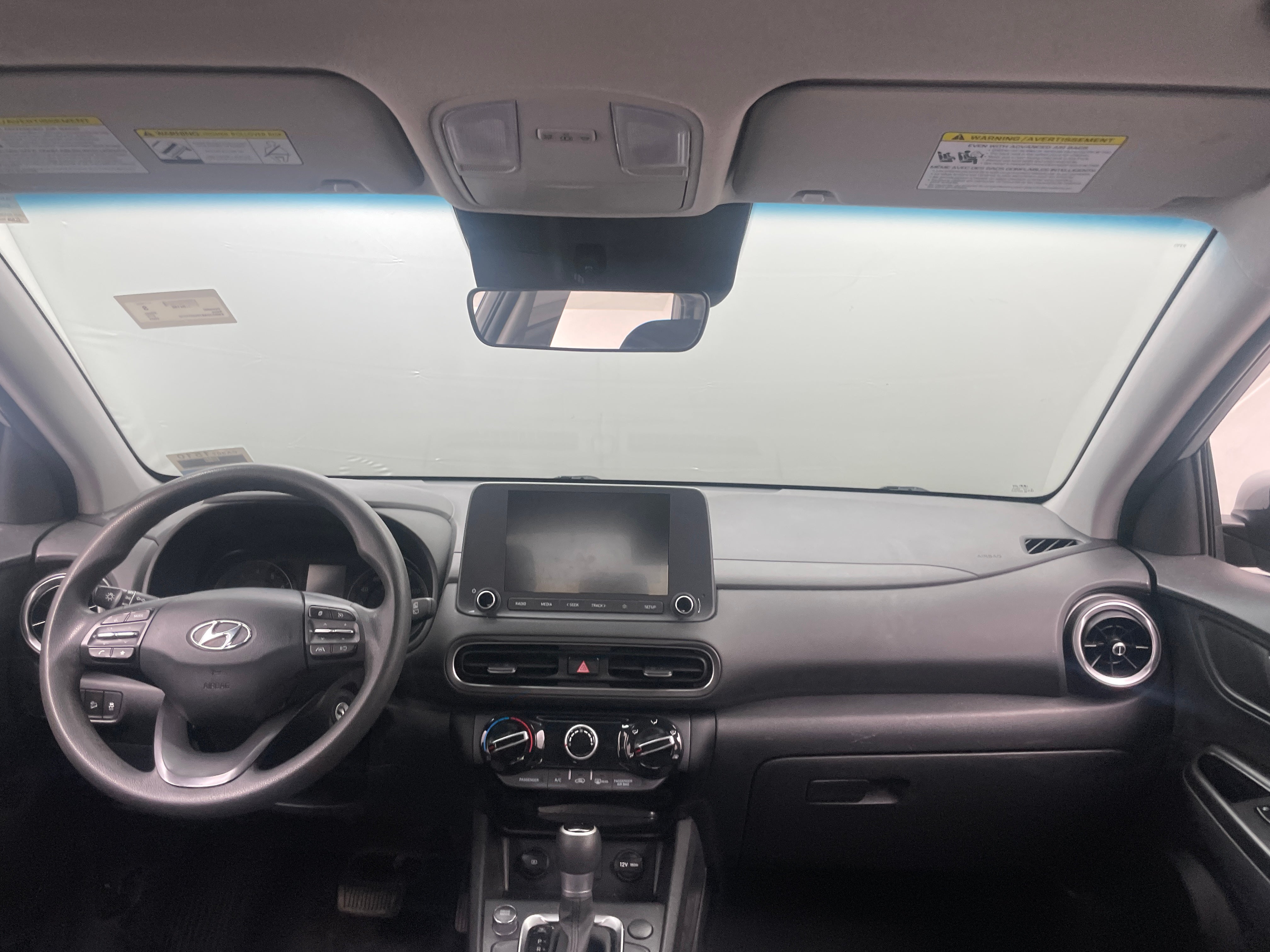 2023 Hyundai Kona SE 3