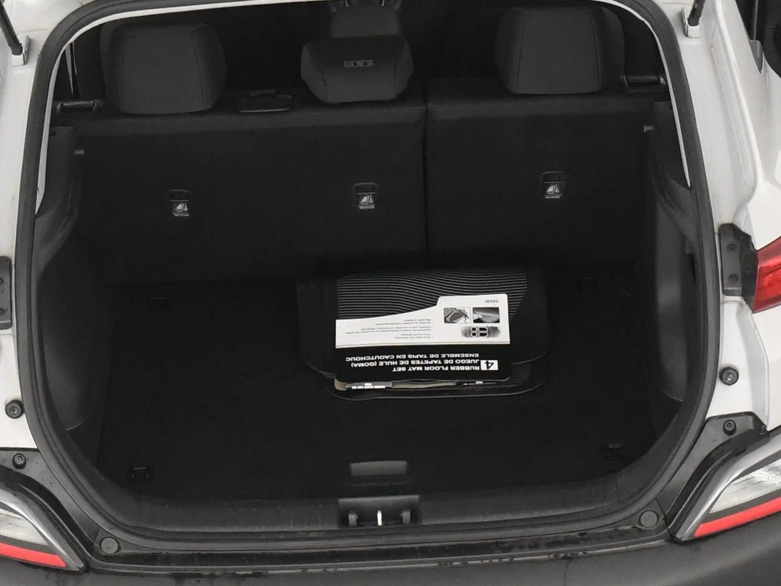 2023 Hyundai Kona SE 7