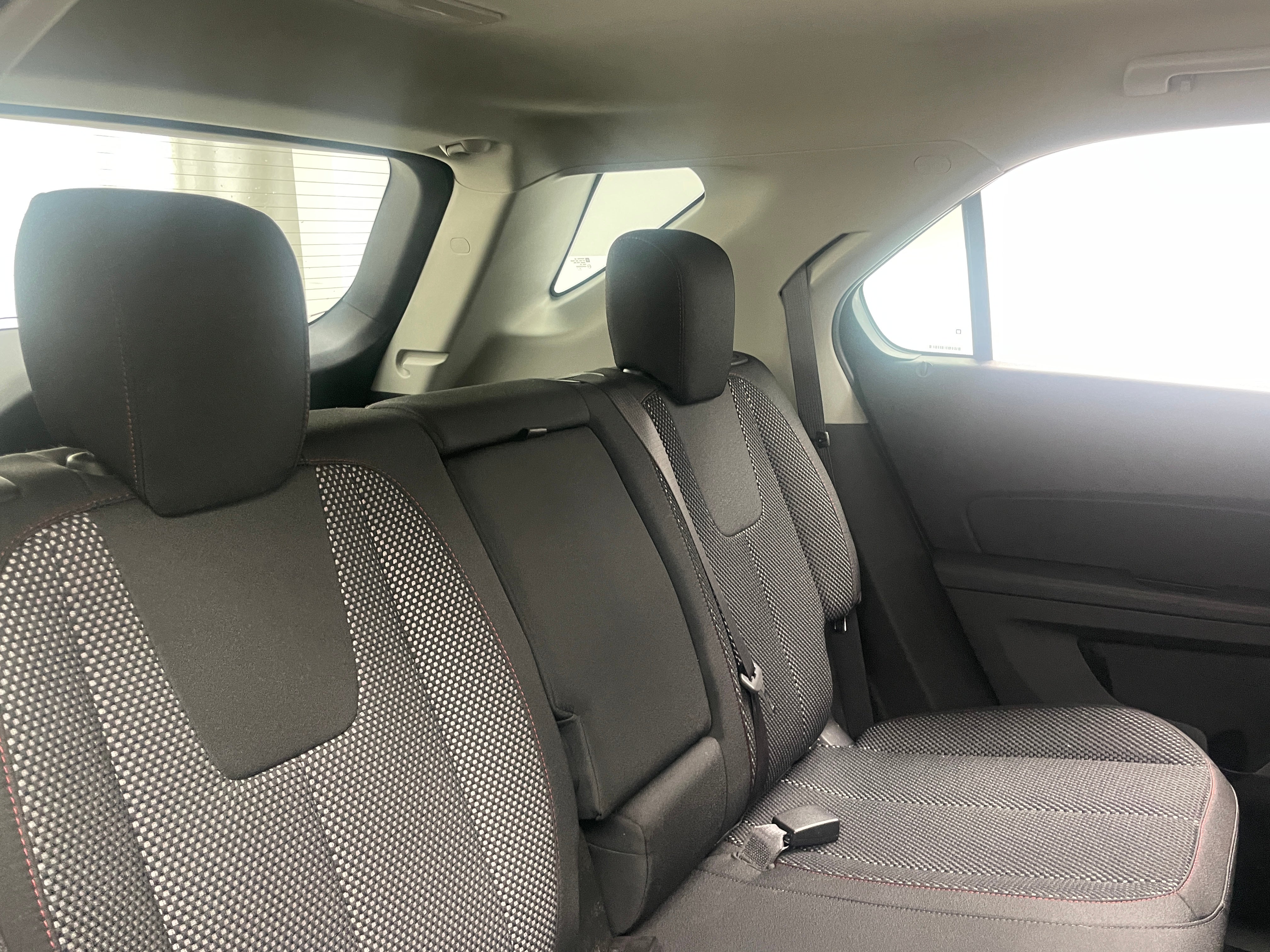 2017 Chevrolet Equinox LS 6
