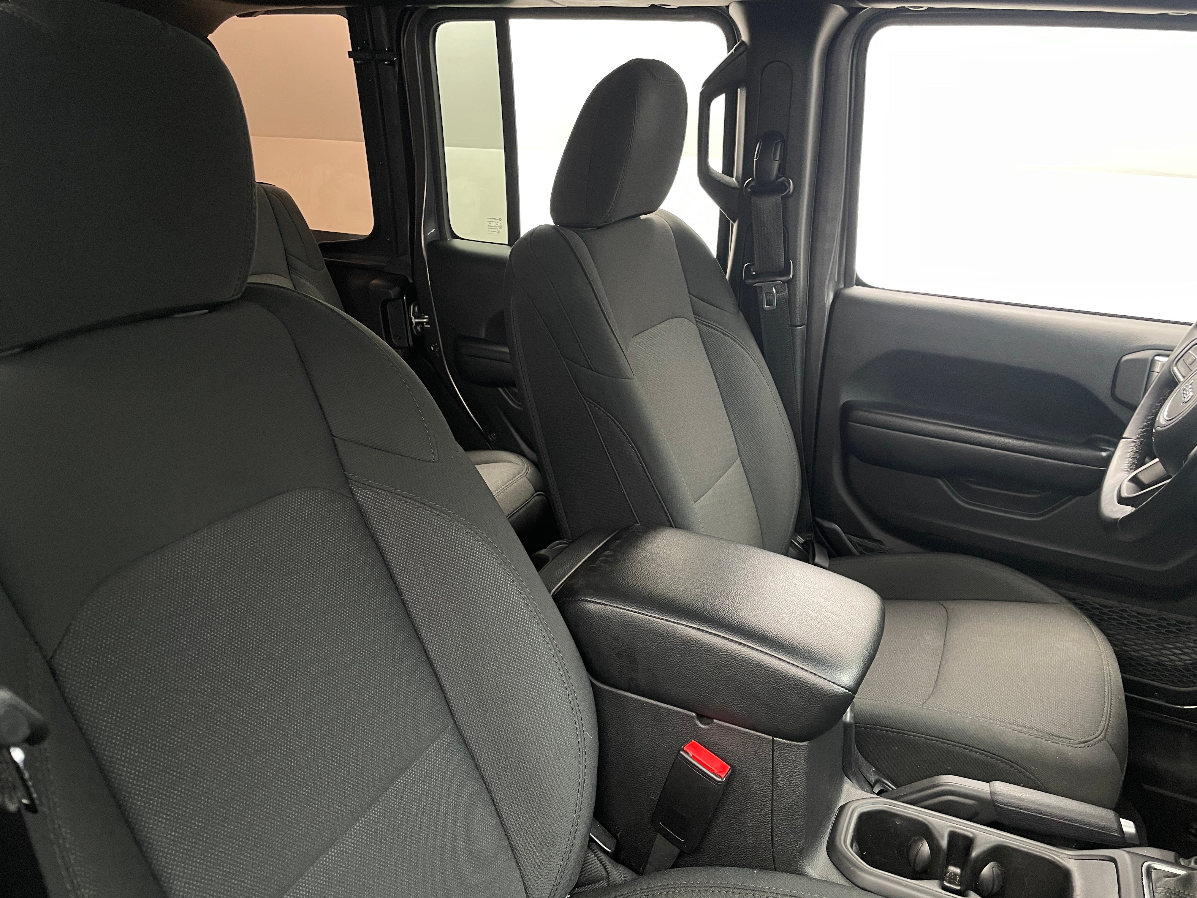 2021 Jeep Wrangler Unlimited Sport S 2