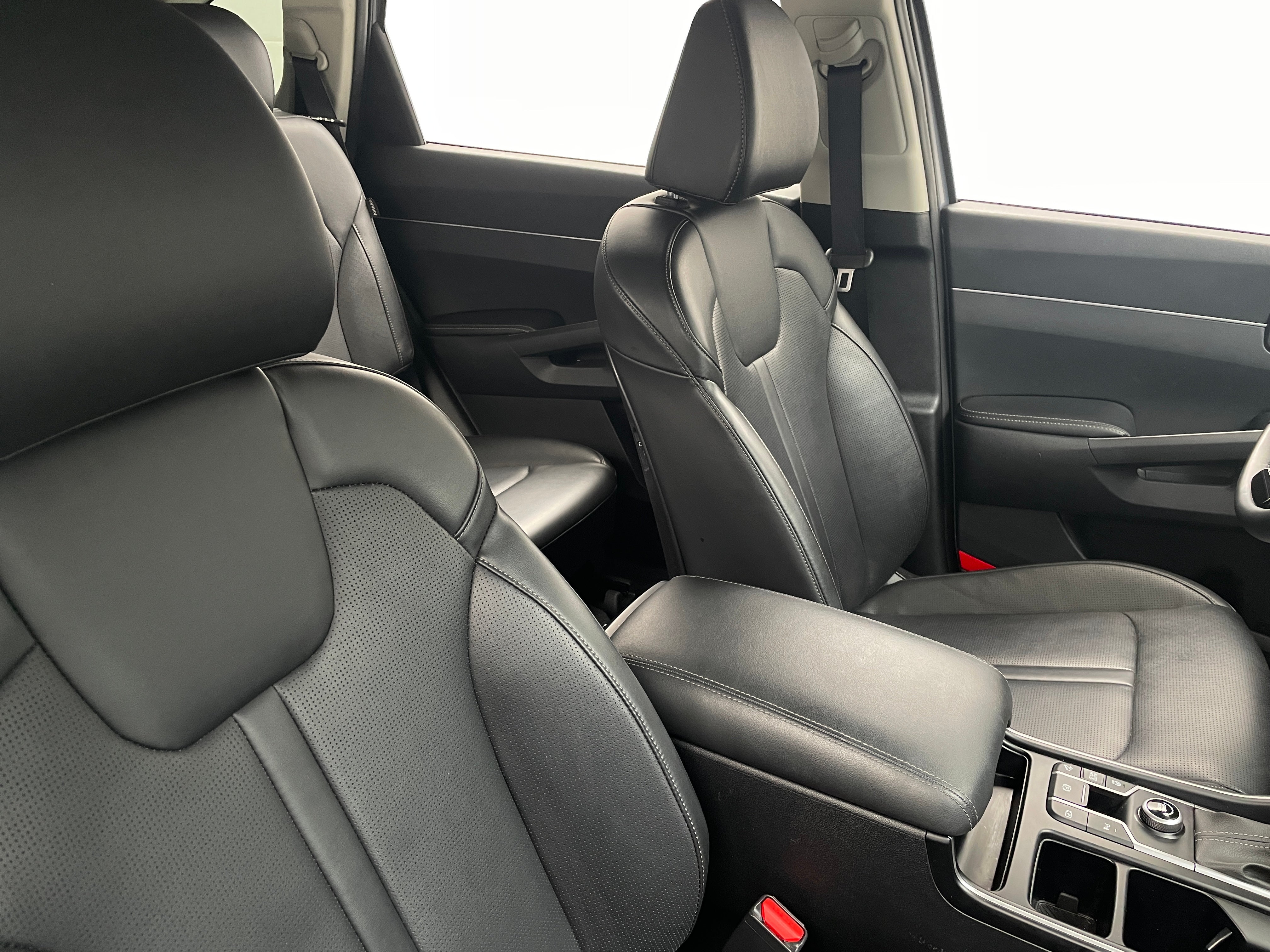 2024 Kia Sorento S 2