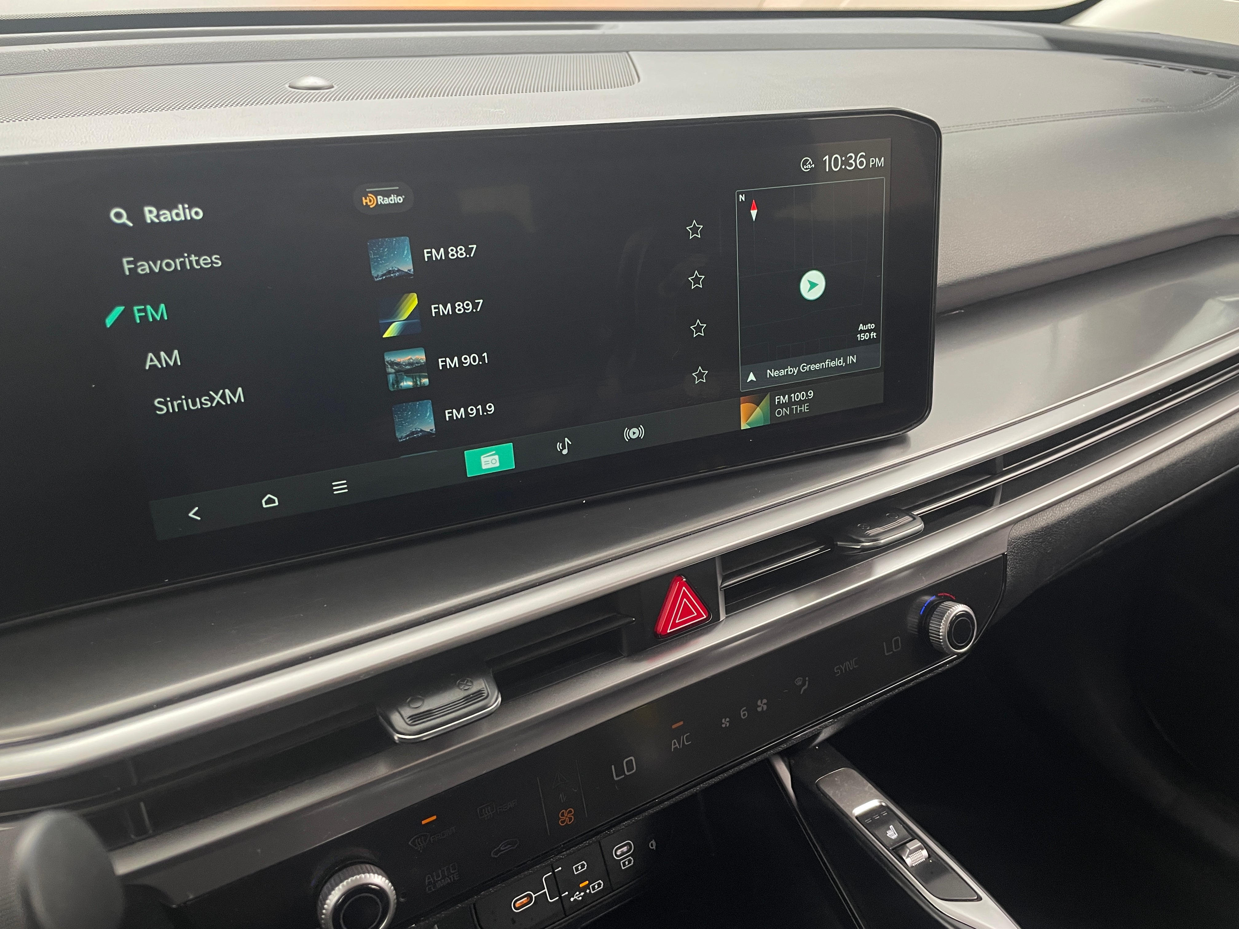 2024 Kia Sorento S 4