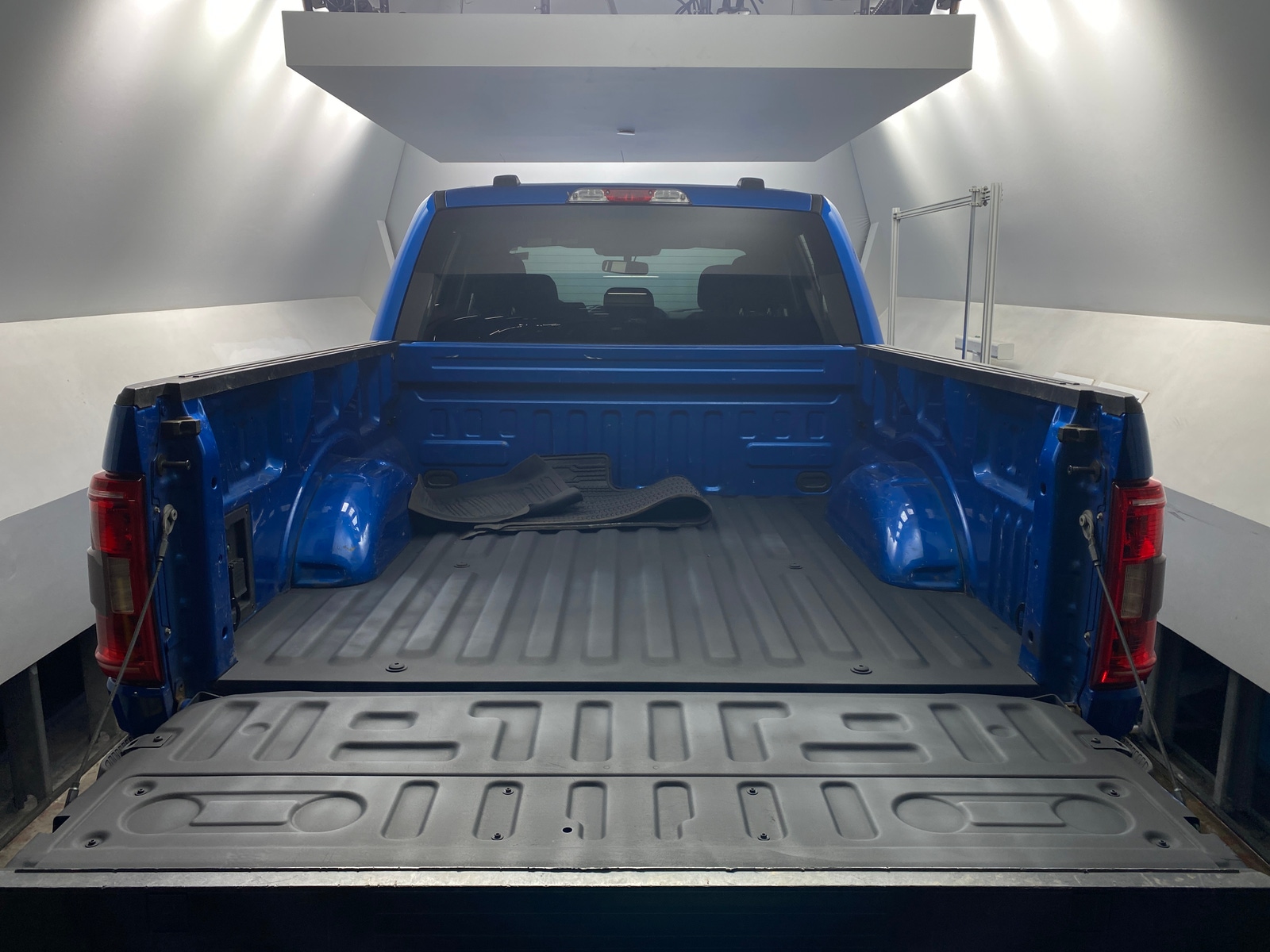 Thumbnail: 2021 Ford Econoline - 7