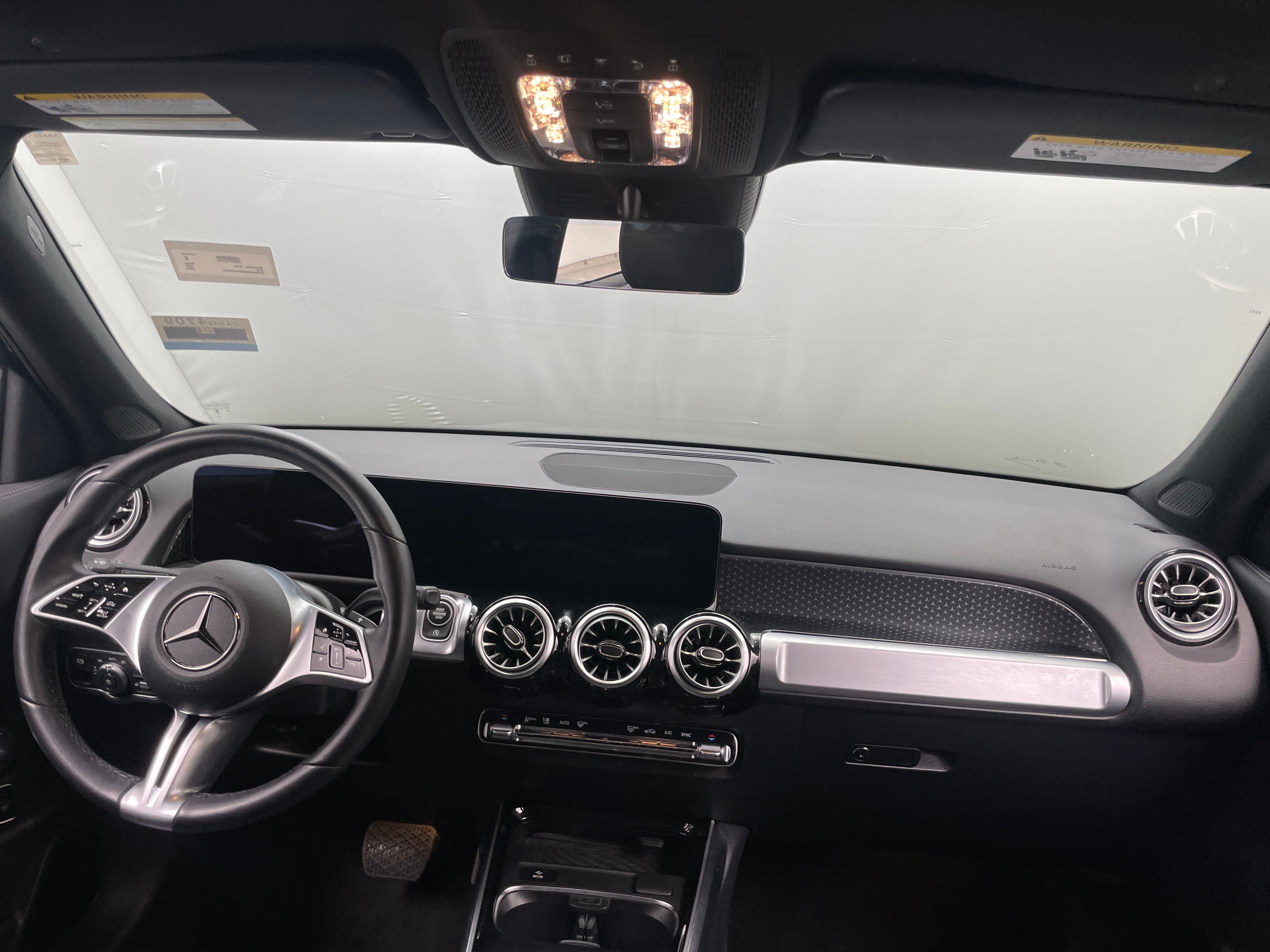 2024 Mercedes-Benz GLB 250 2