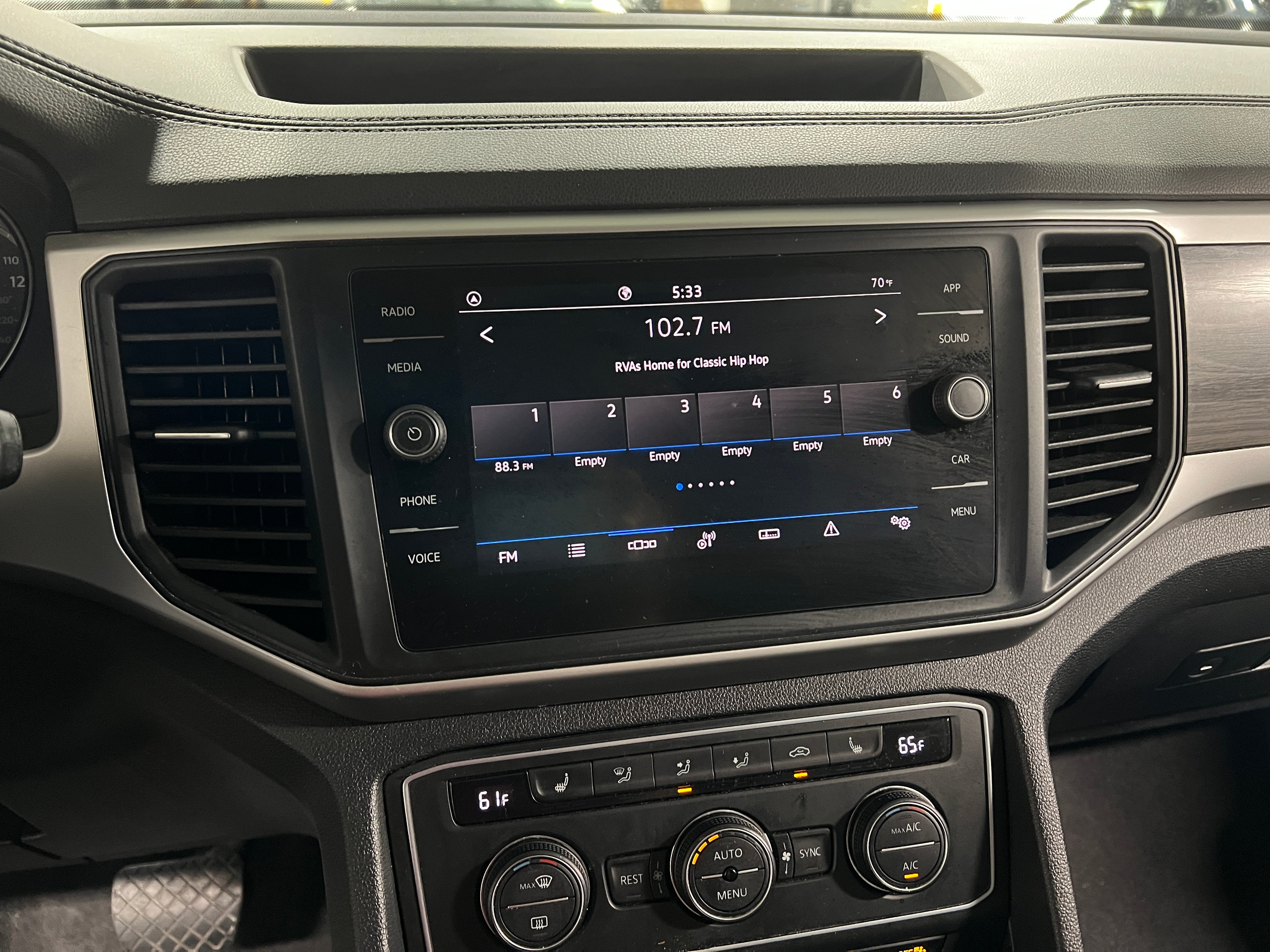 2021 Volkswagen Atlas SE 3