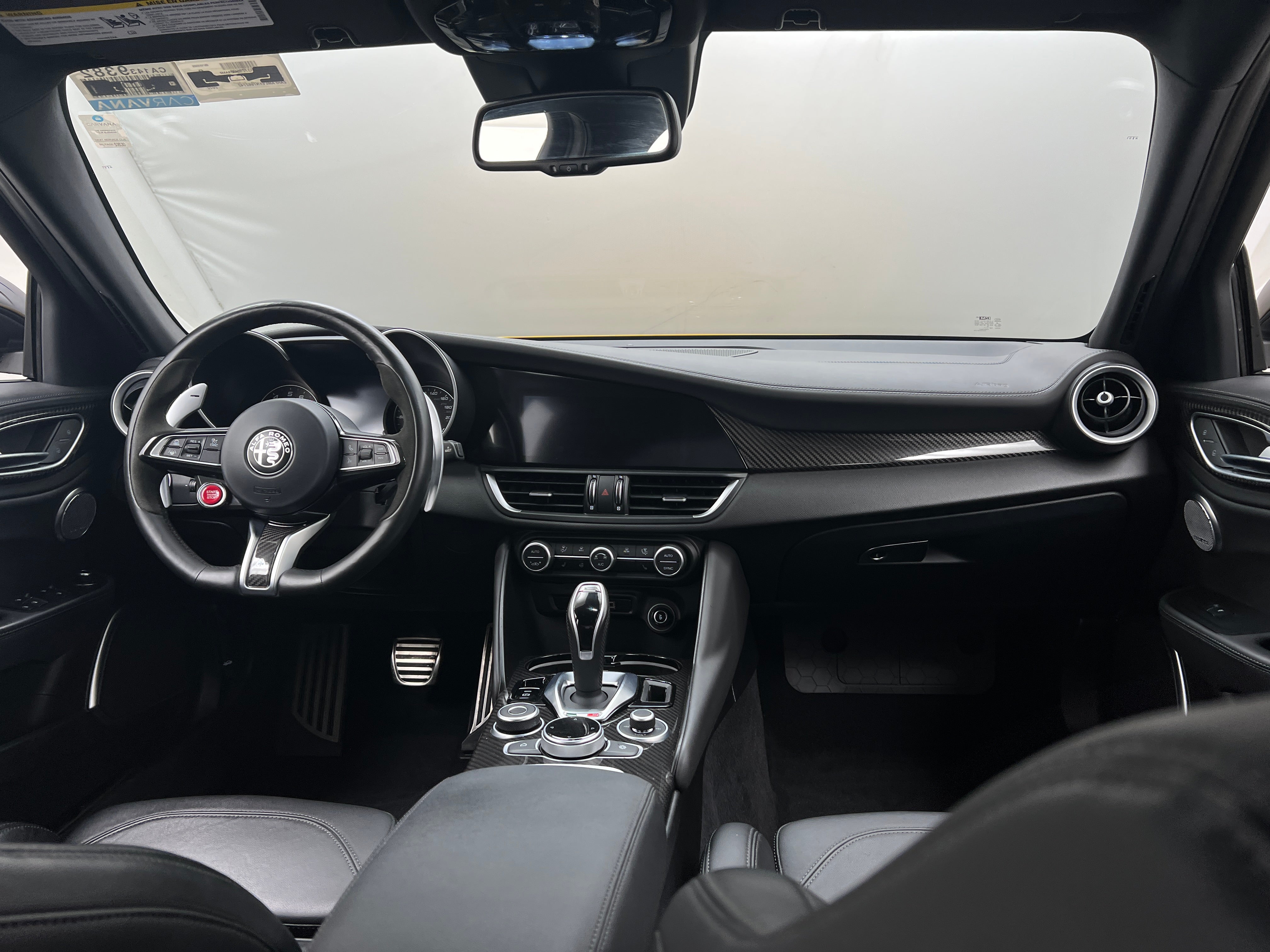 2022 Alfa Romeo Giulia Quadrifoglio 2