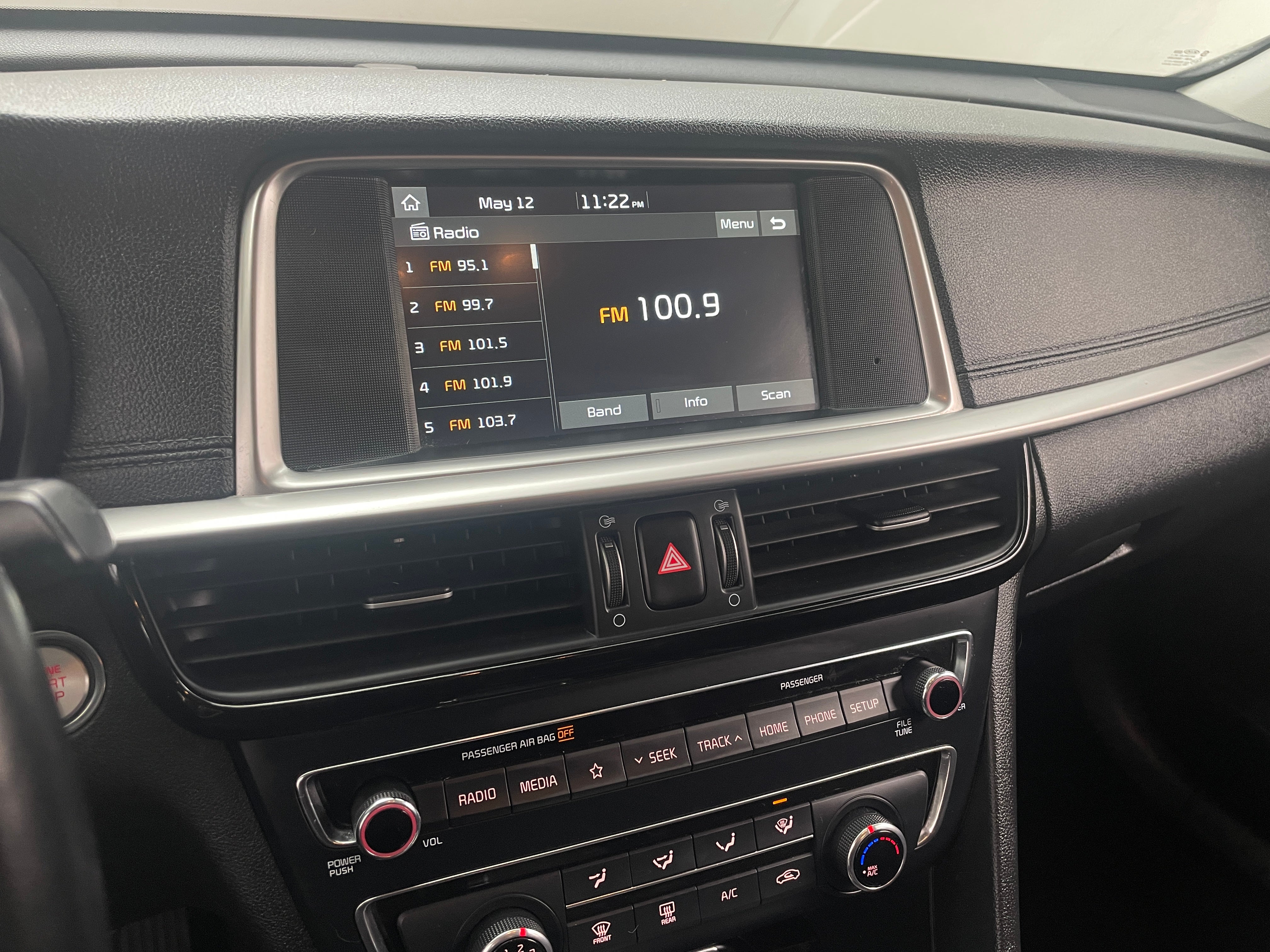 2020 Kia Optima S 4