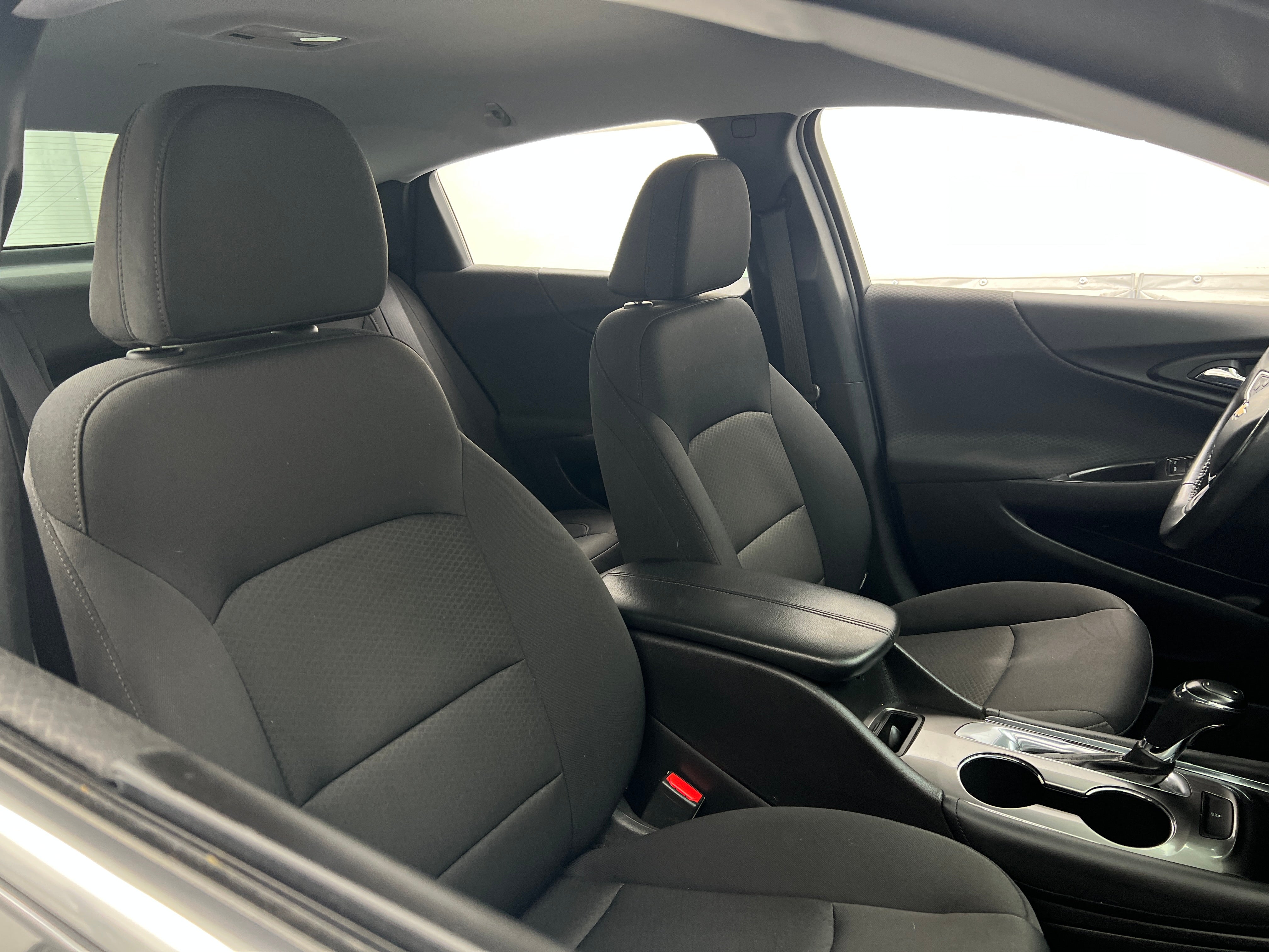 2016 Chevrolet Malibu LT 2