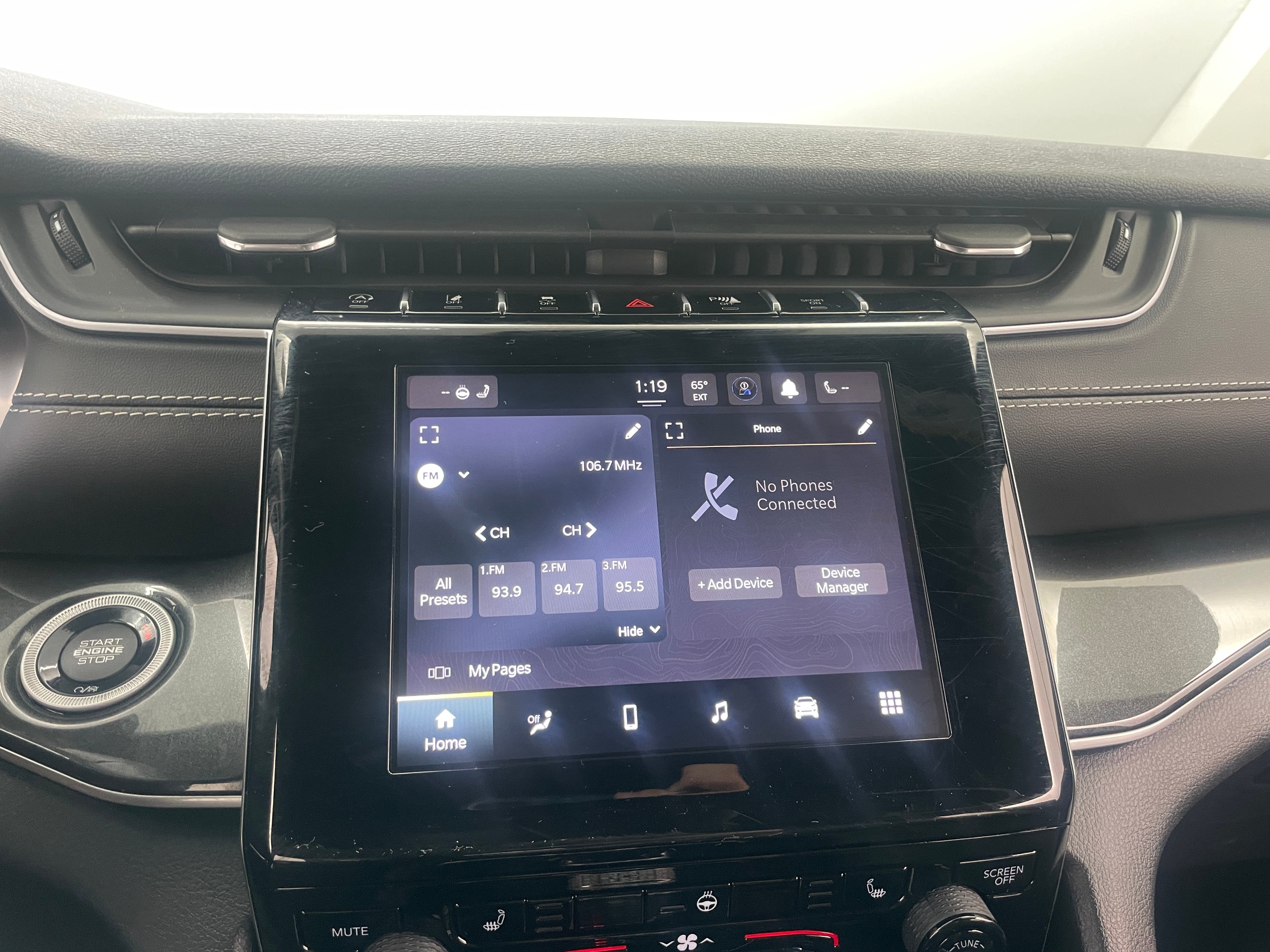 2022 Jeep Grand Cherokee L Altitude 3