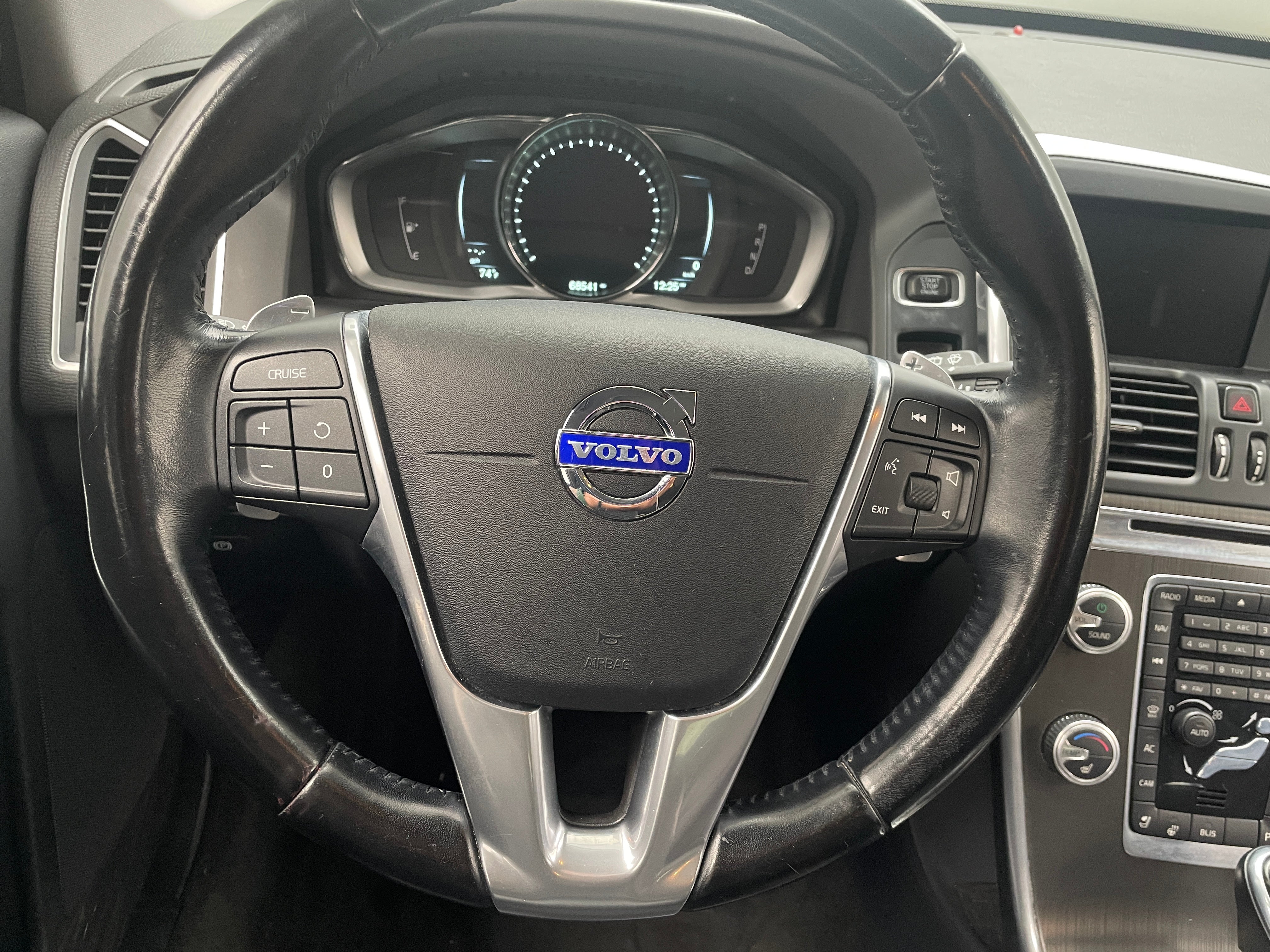 2015 Volvo XC60 T6 4