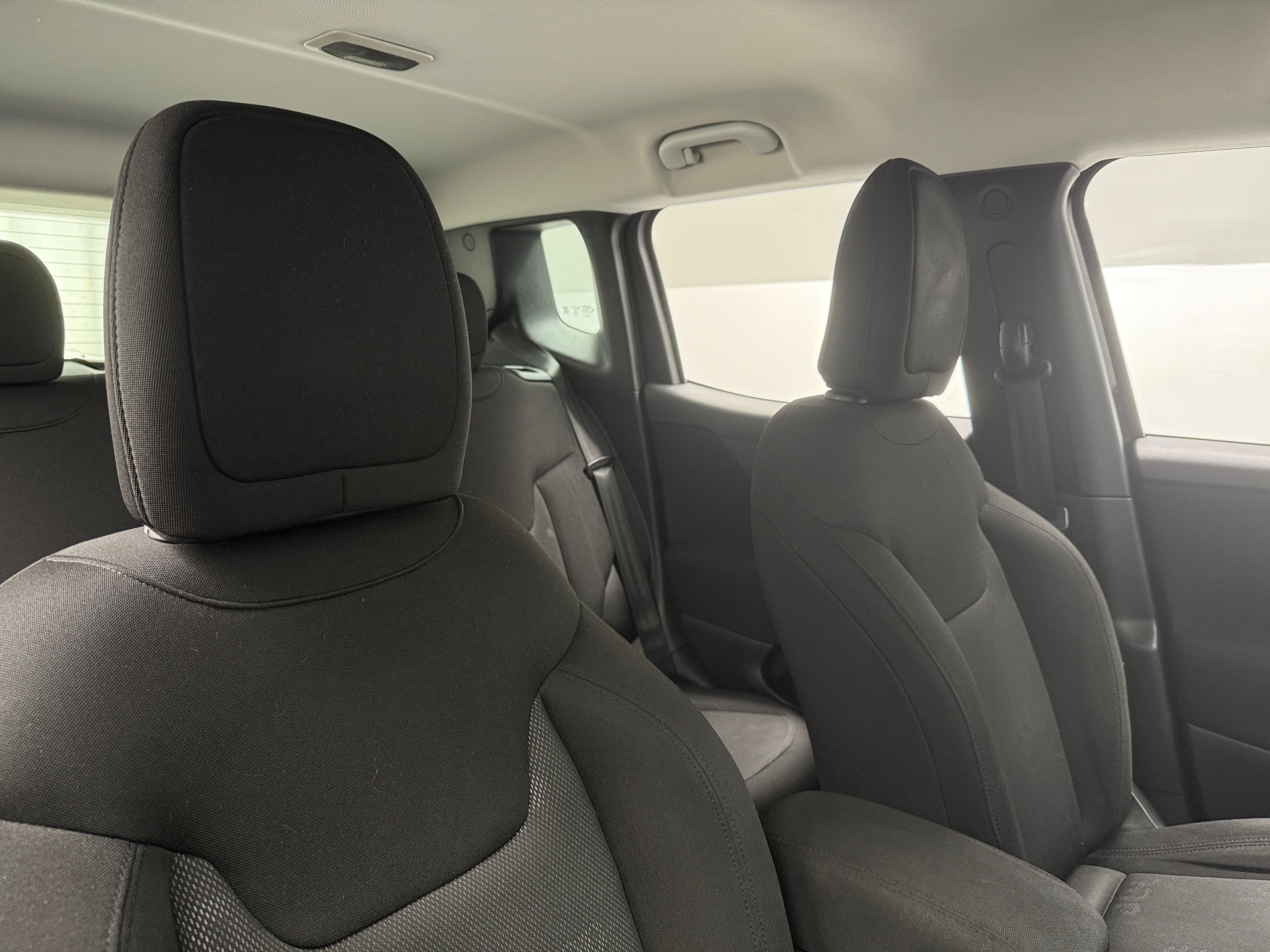 2015 Jeep Renegade Sport 2