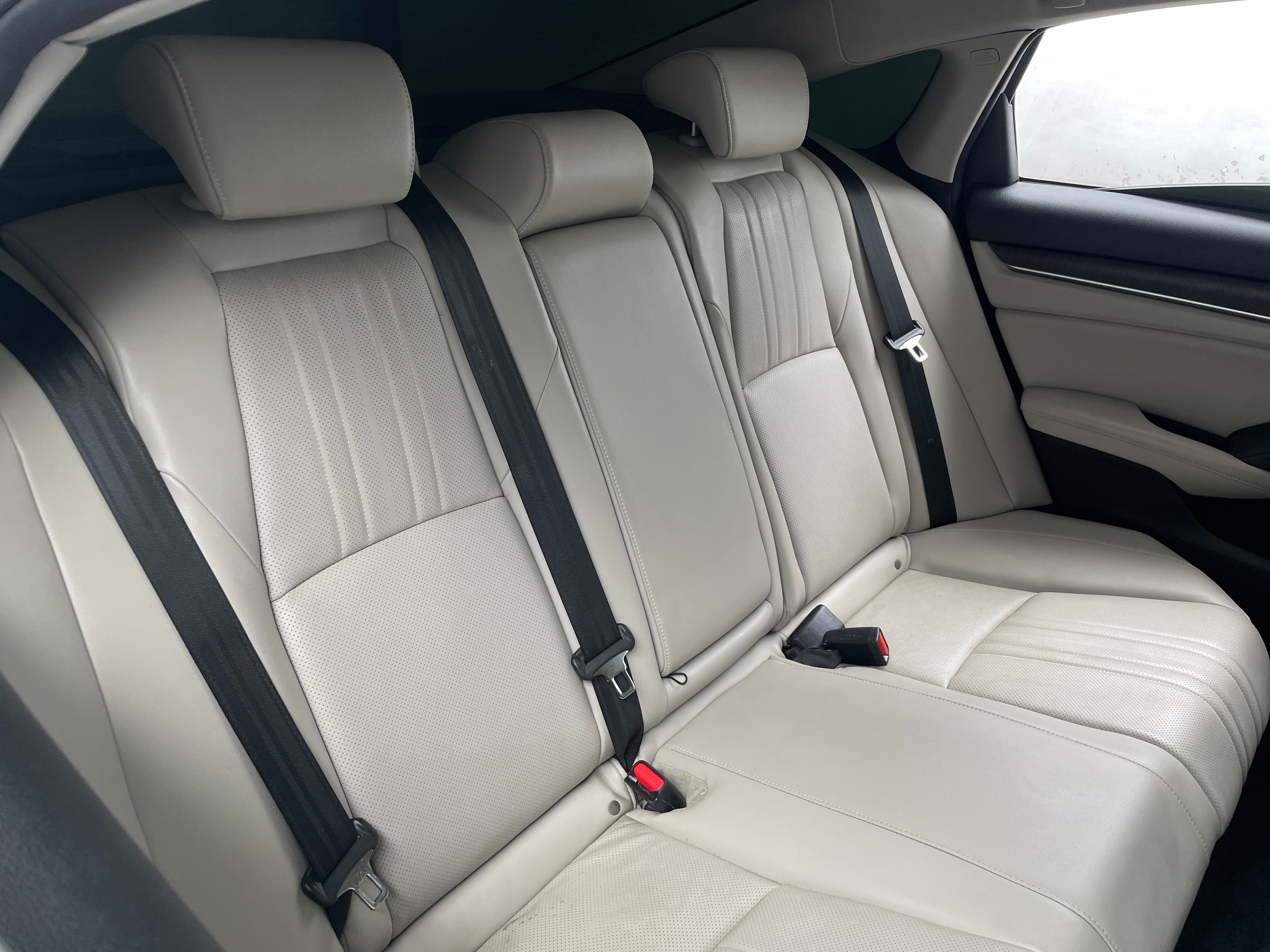 2022 Honda Accord Touring 5