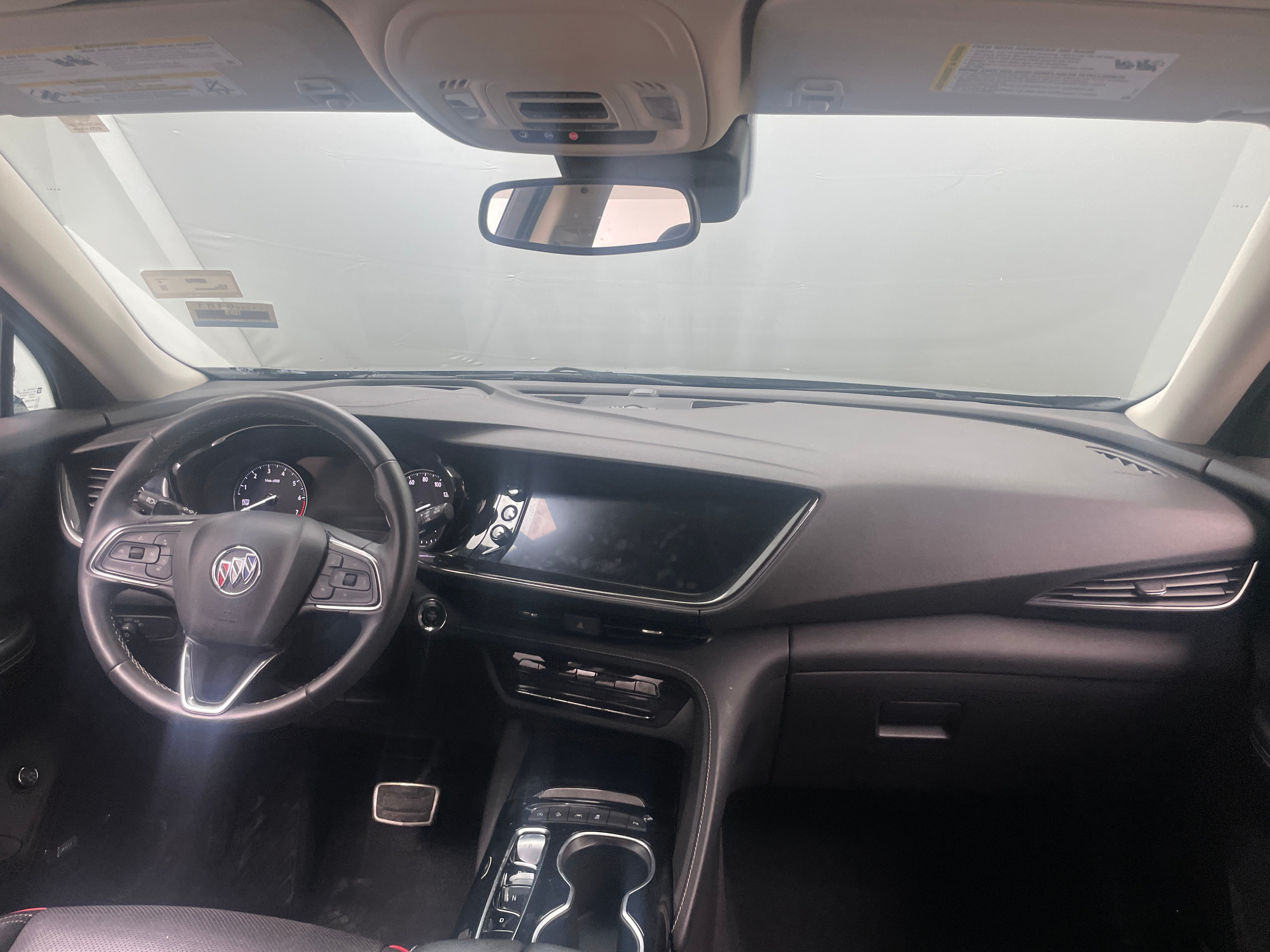 2022 Buick Envision Essence 2