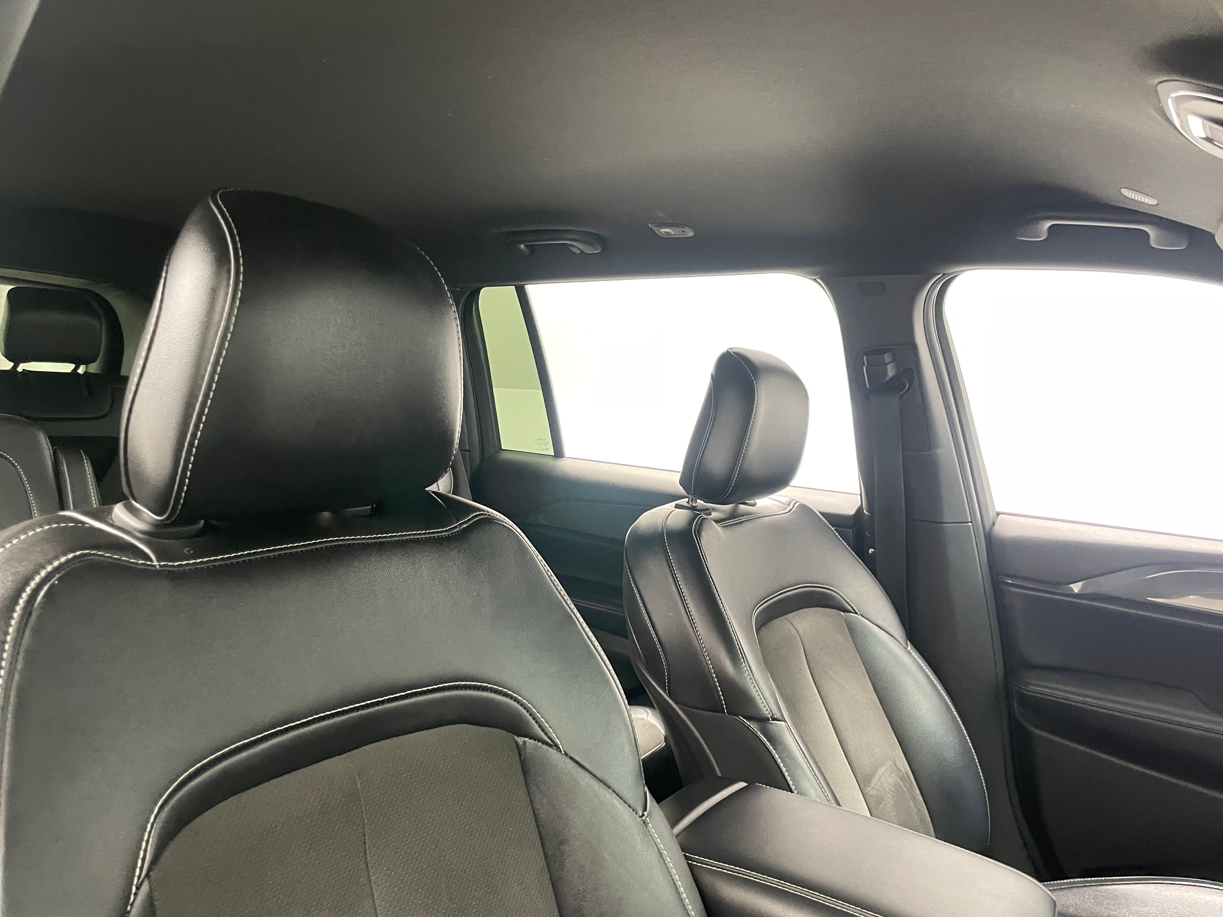 2022 Jeep Grand Cherokee L Altitude 2