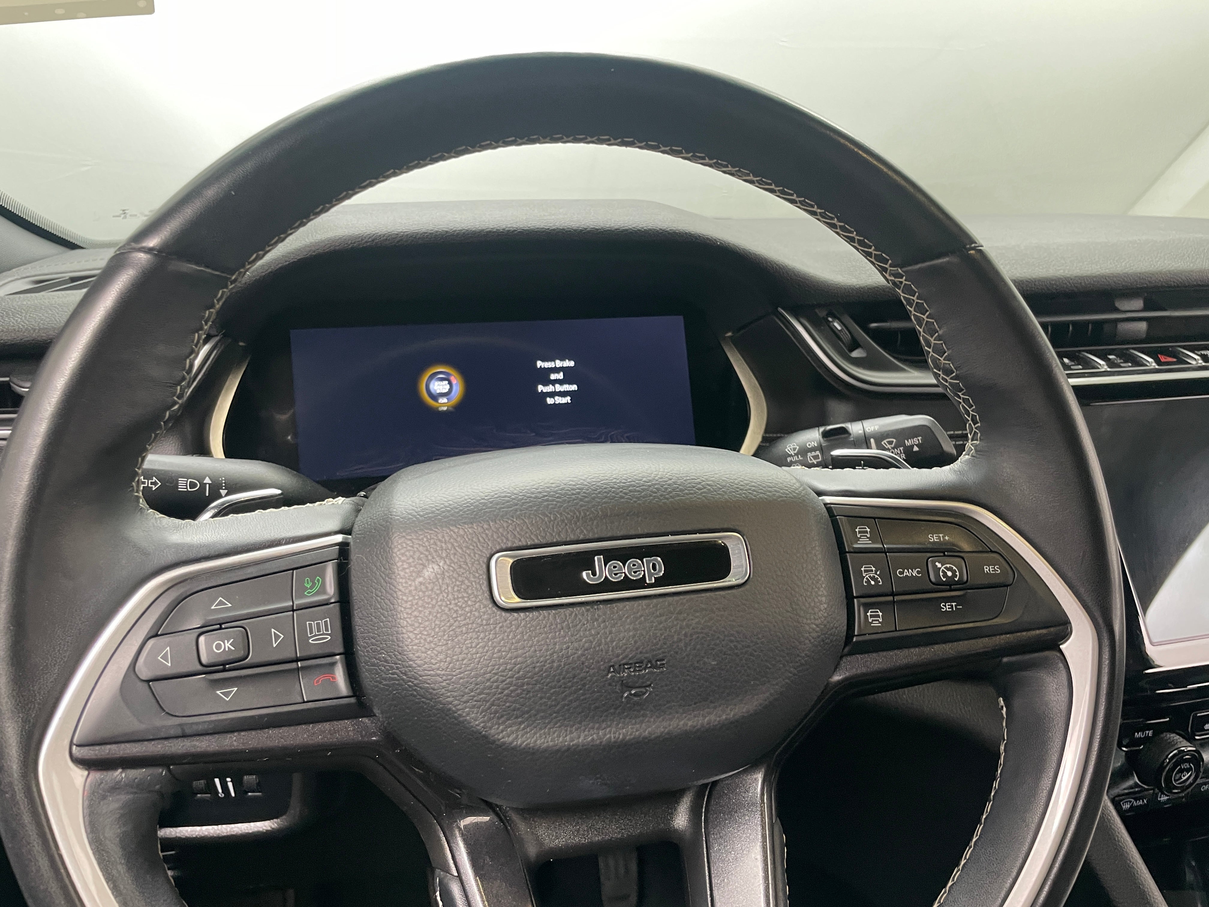 2022 Jeep Grand Cherokee L Altitude 5