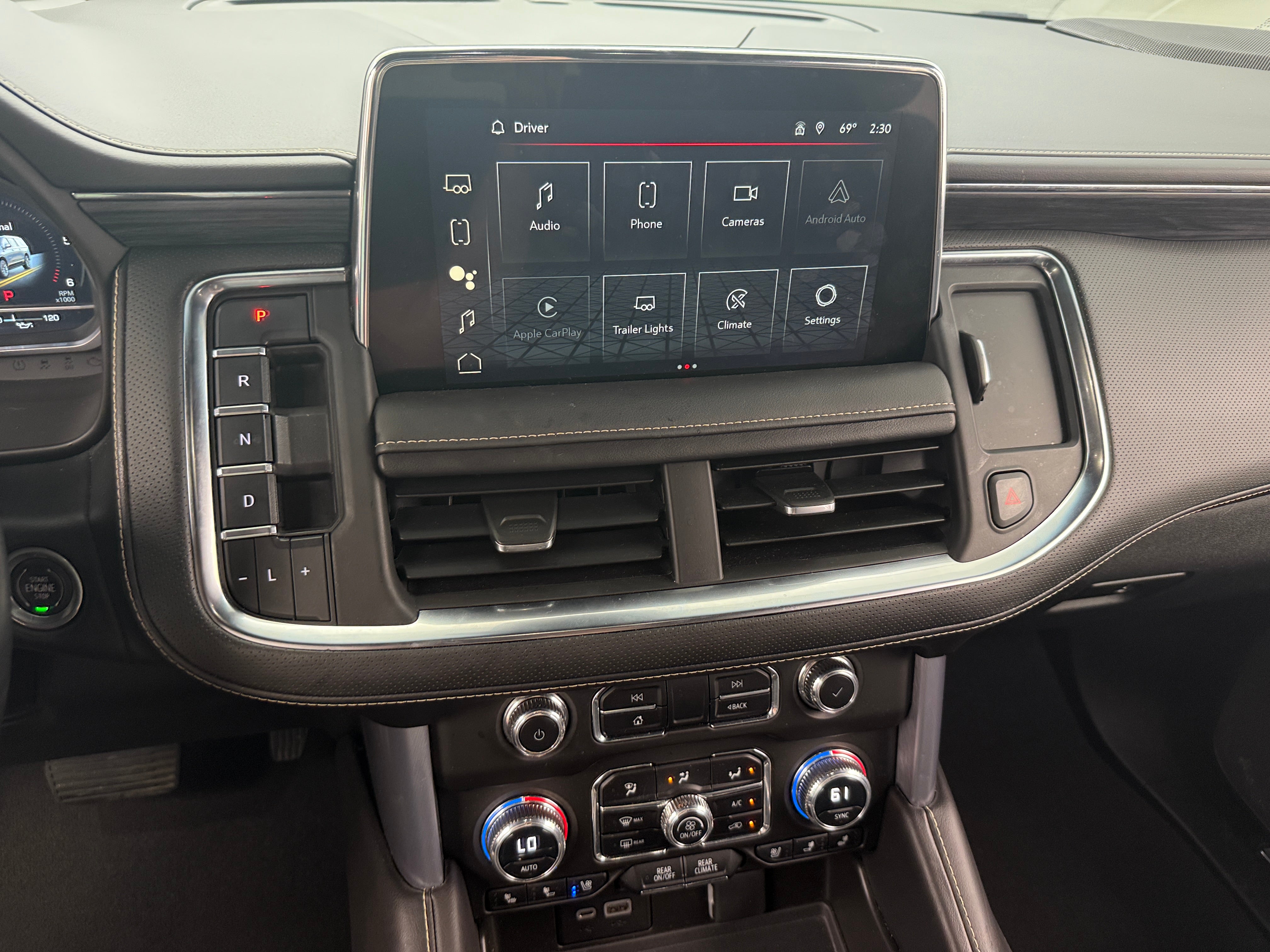 2023 GMC Yukon SLT 3