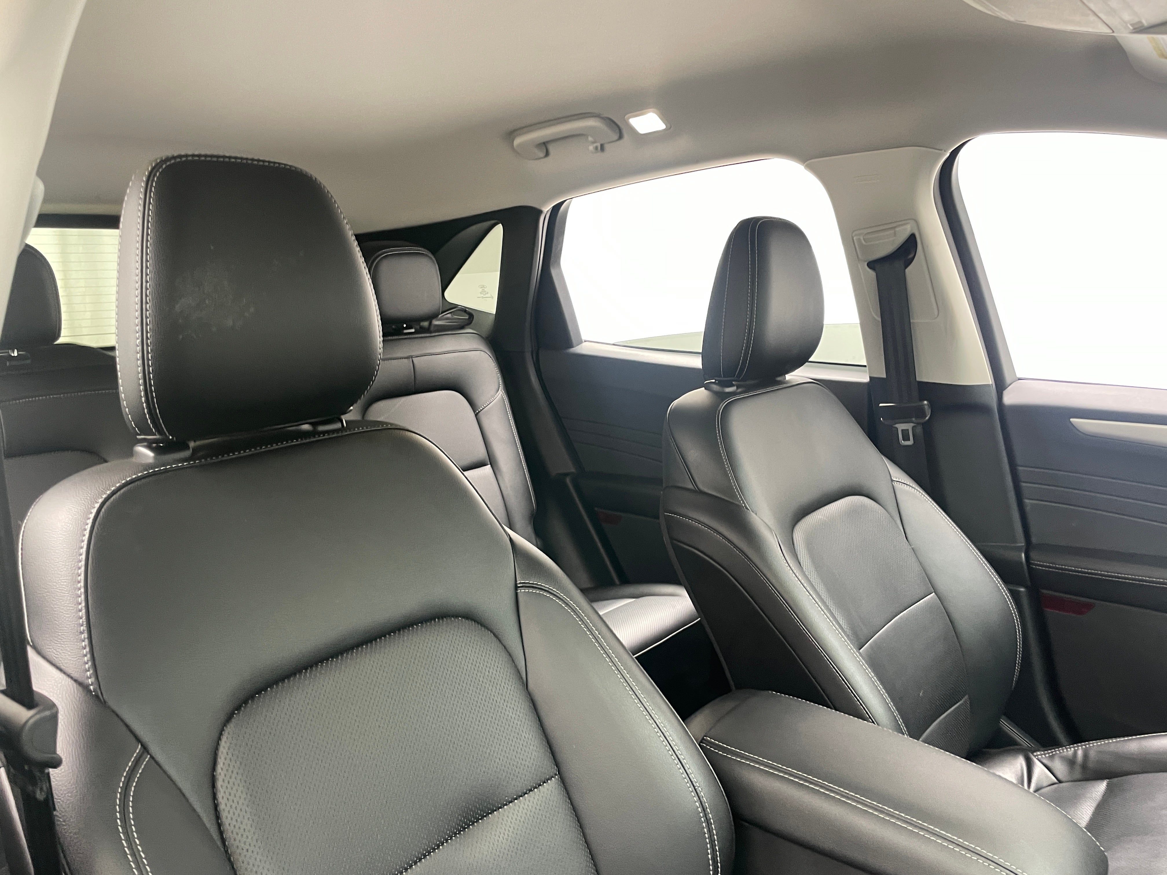 2022 Ford Escape SE Sport Hybrid 2