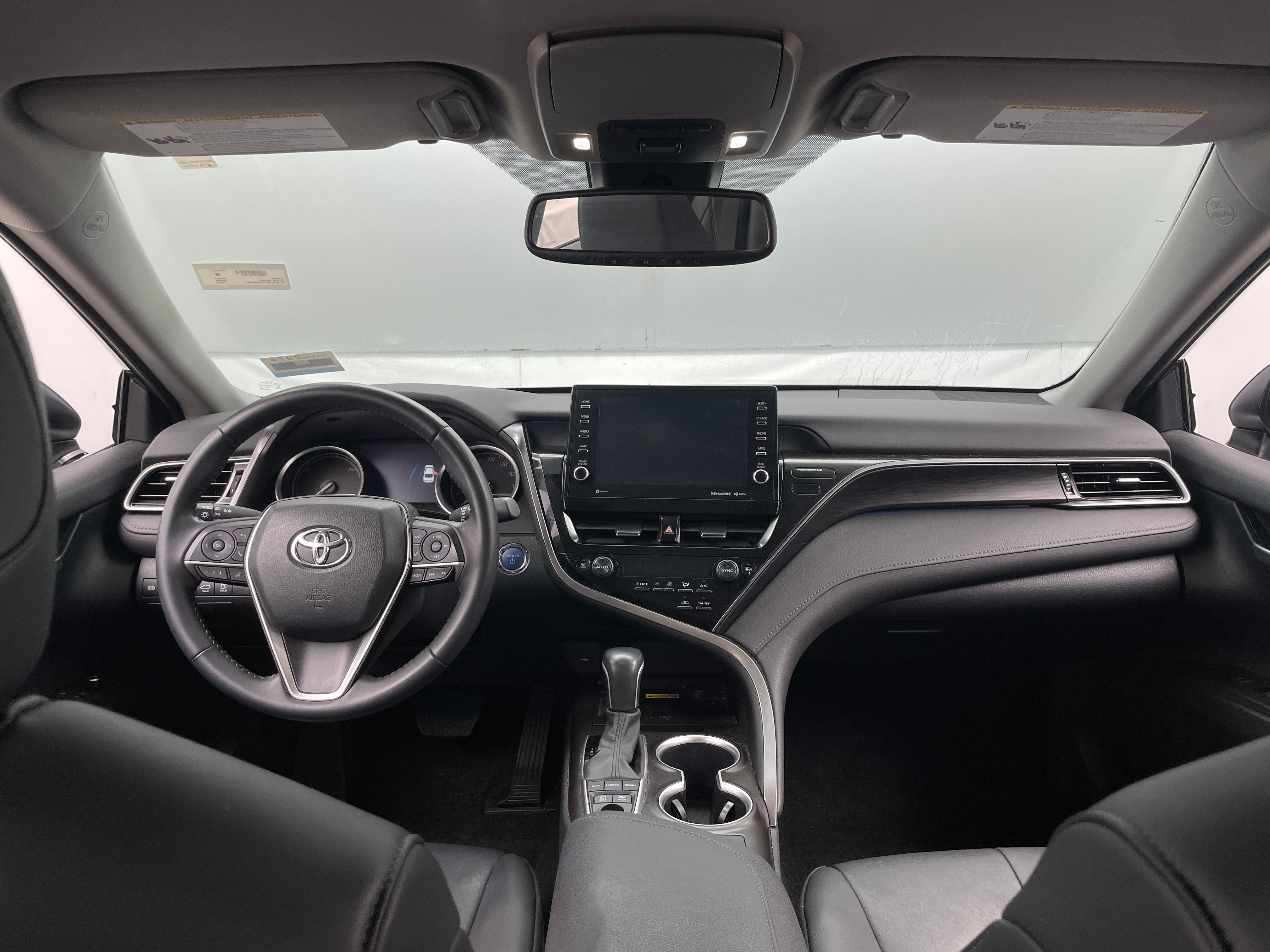 2023 Toyota Camry XLE 3