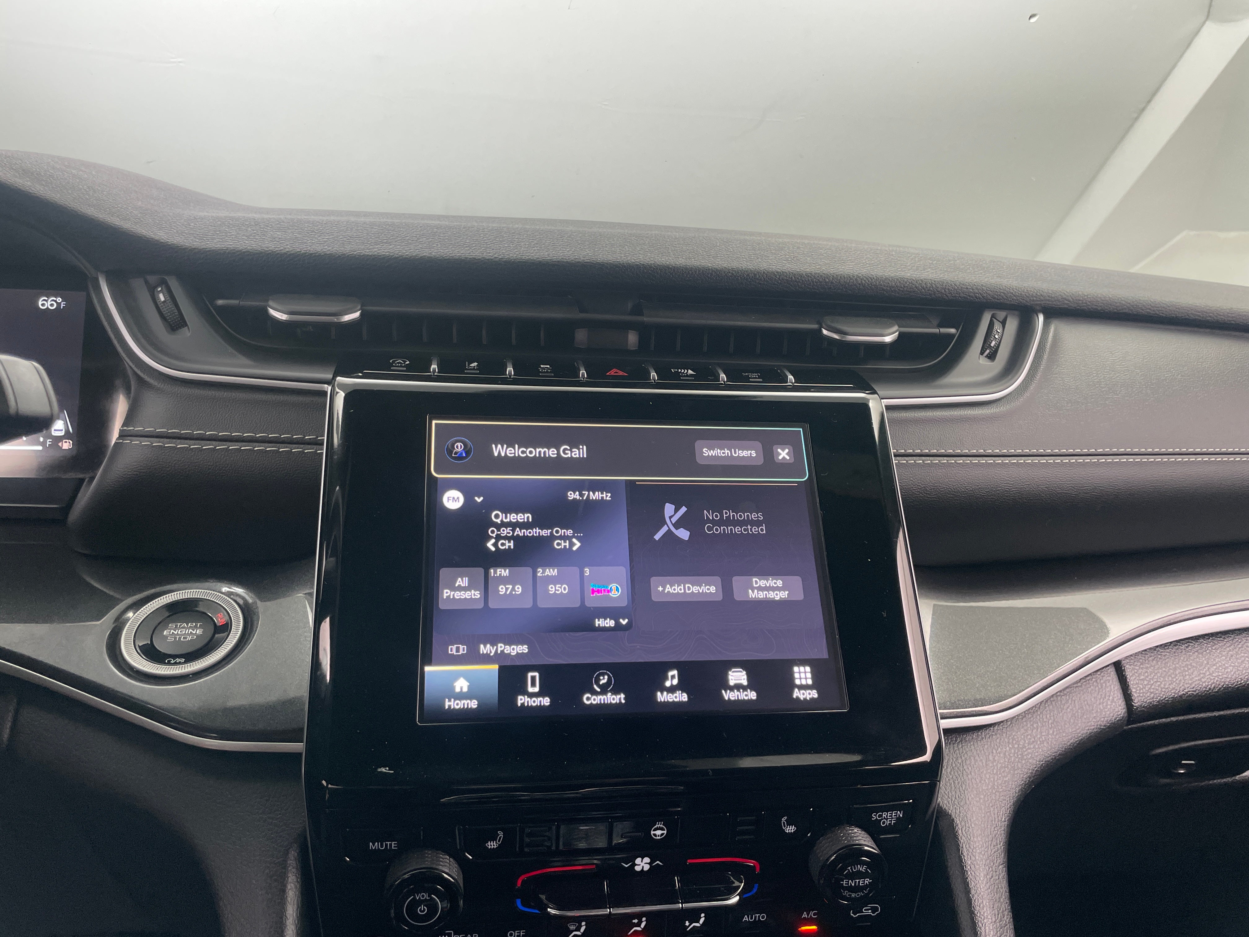 2022 Jeep Grand Cherokee L Altitude 3
