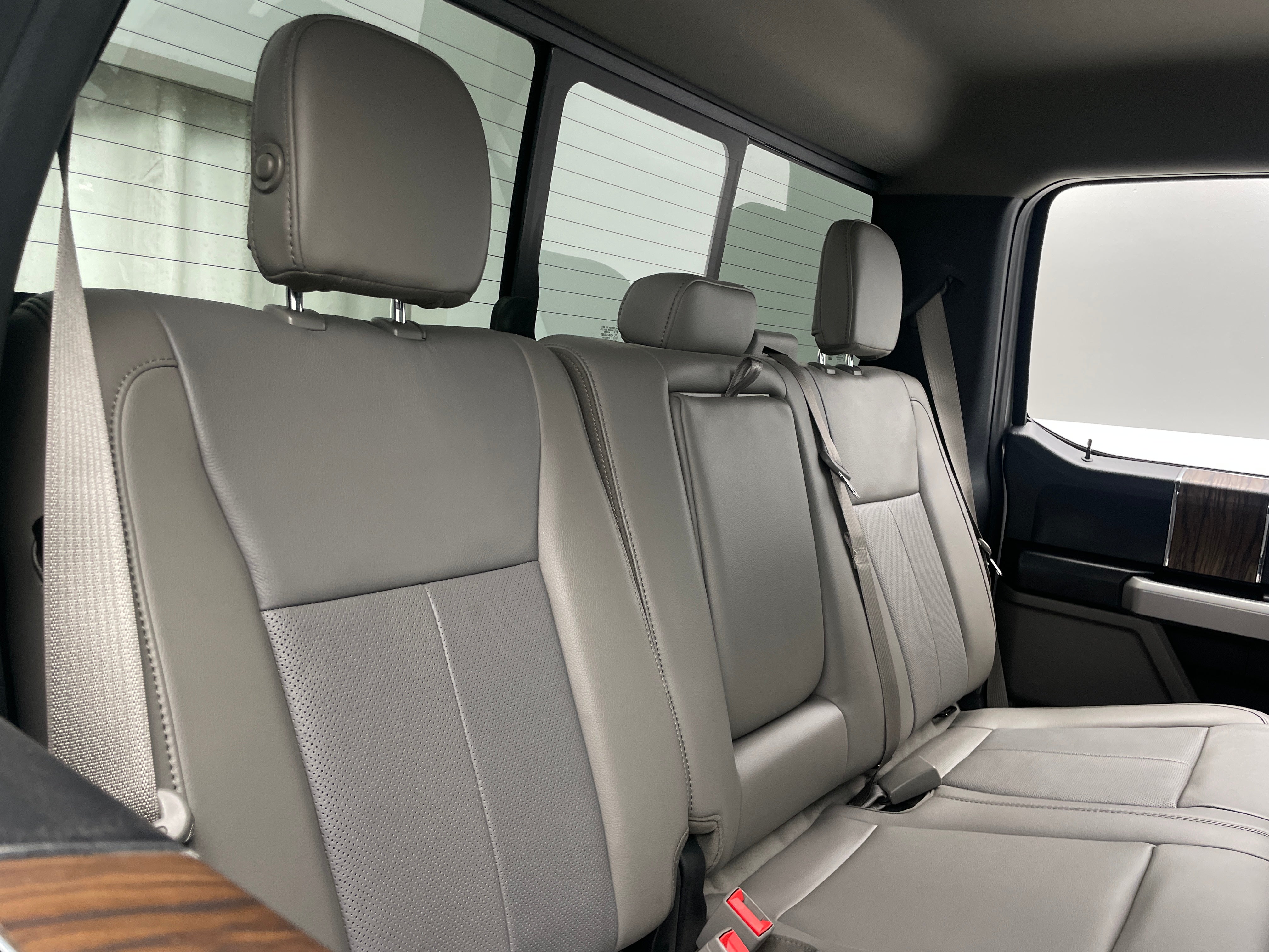 2019 Ford Econoline E-150 5