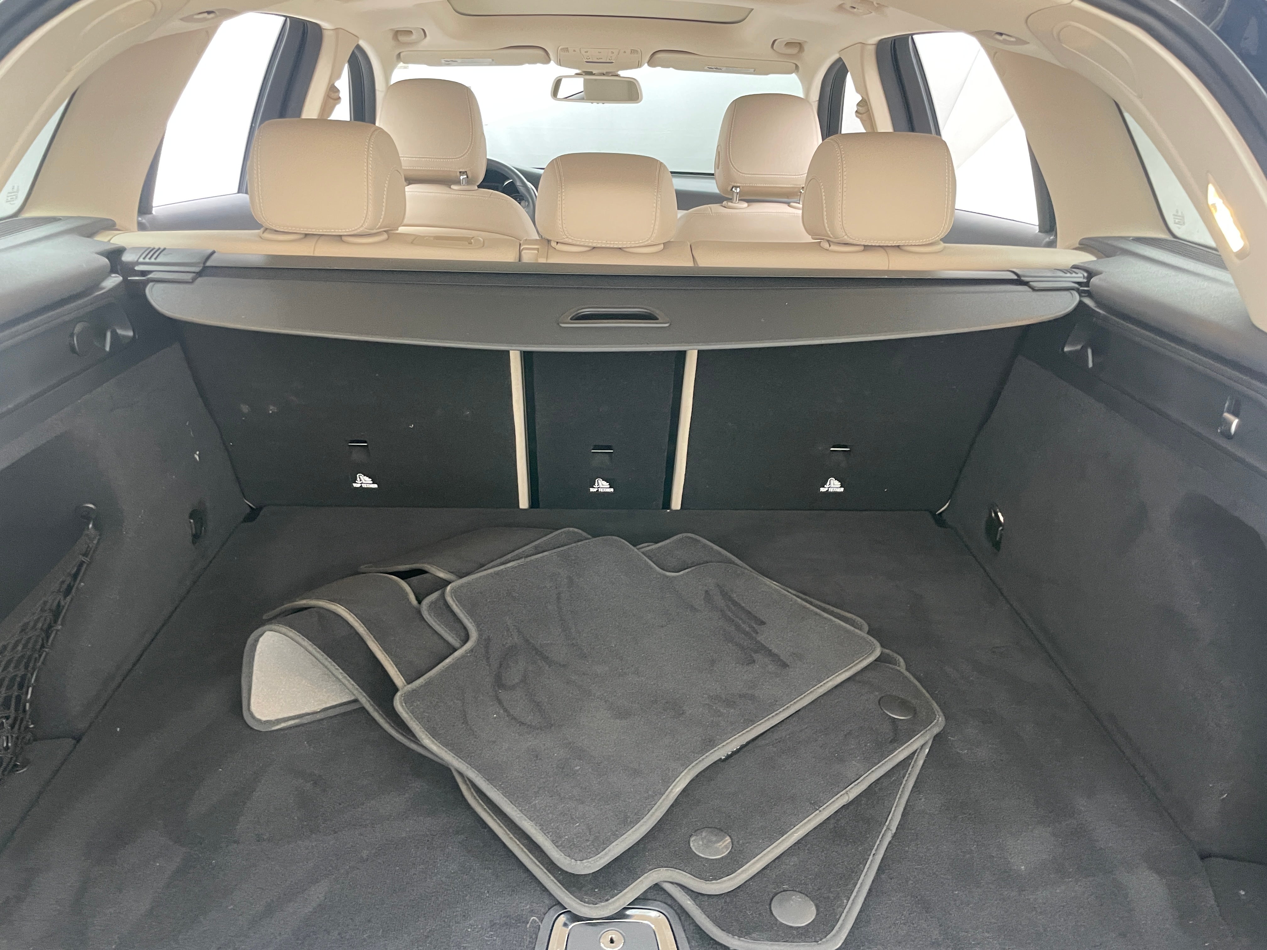 2019 Mercedes-Benz GLC 300 7