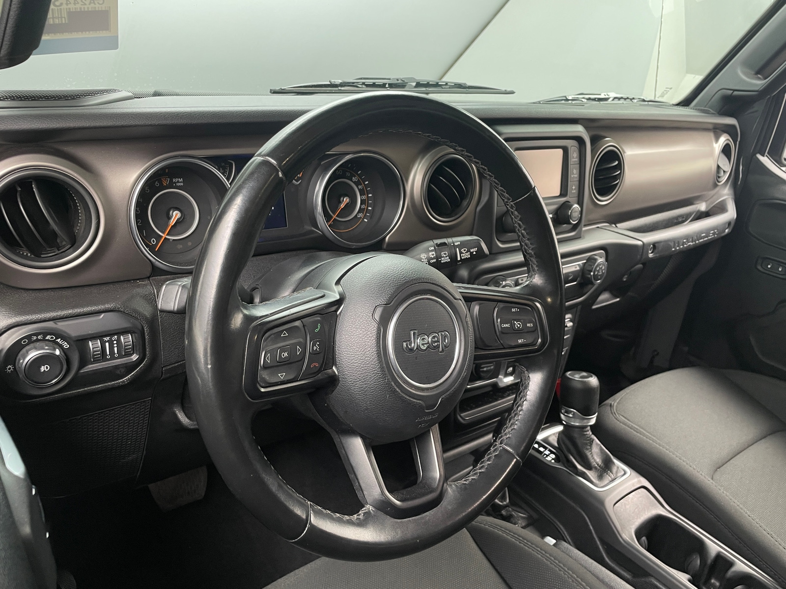 Thumbnail: 2020 Jeep Wrangler - 5