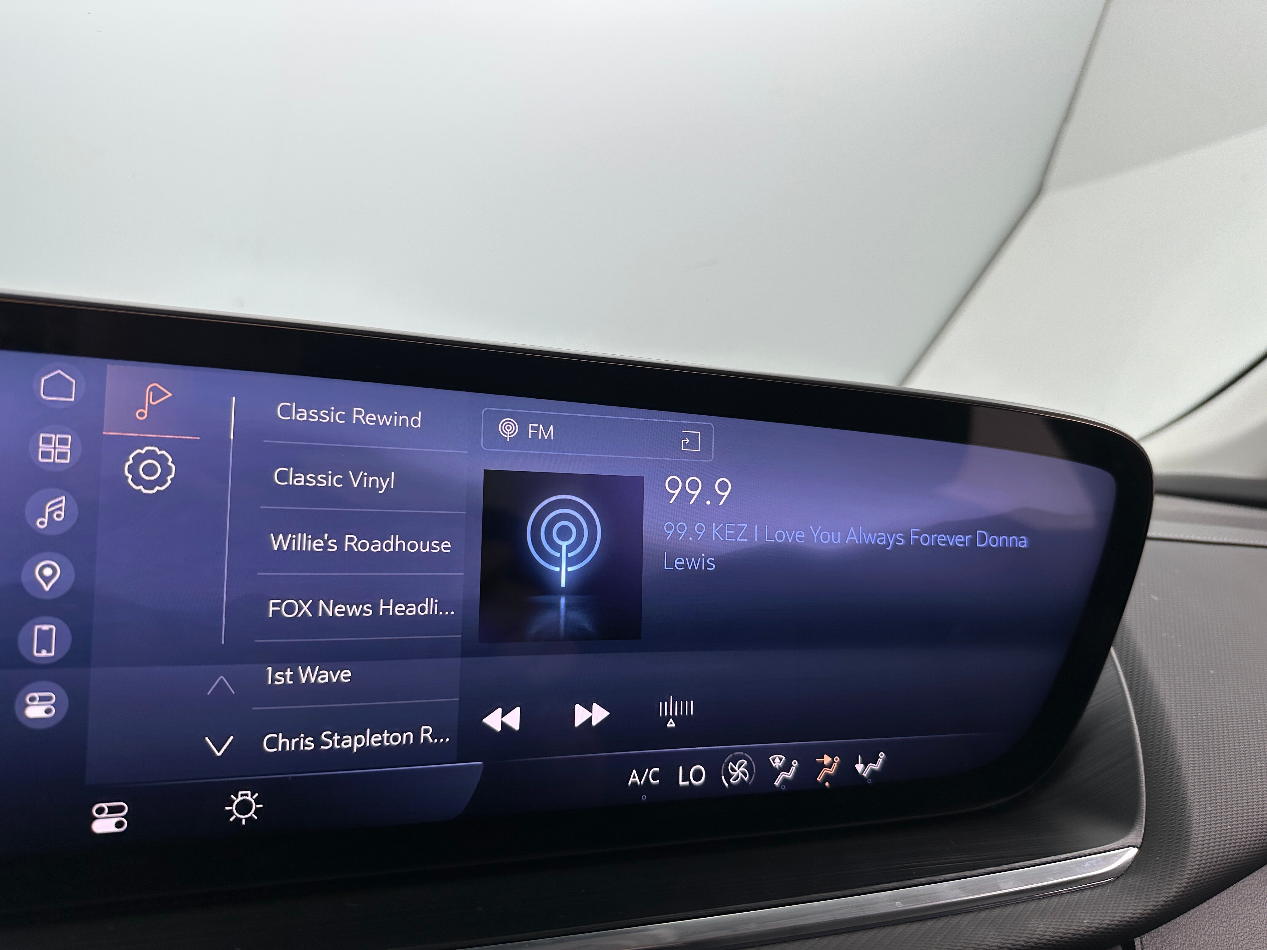 2024 Buick Envision Preferred 3