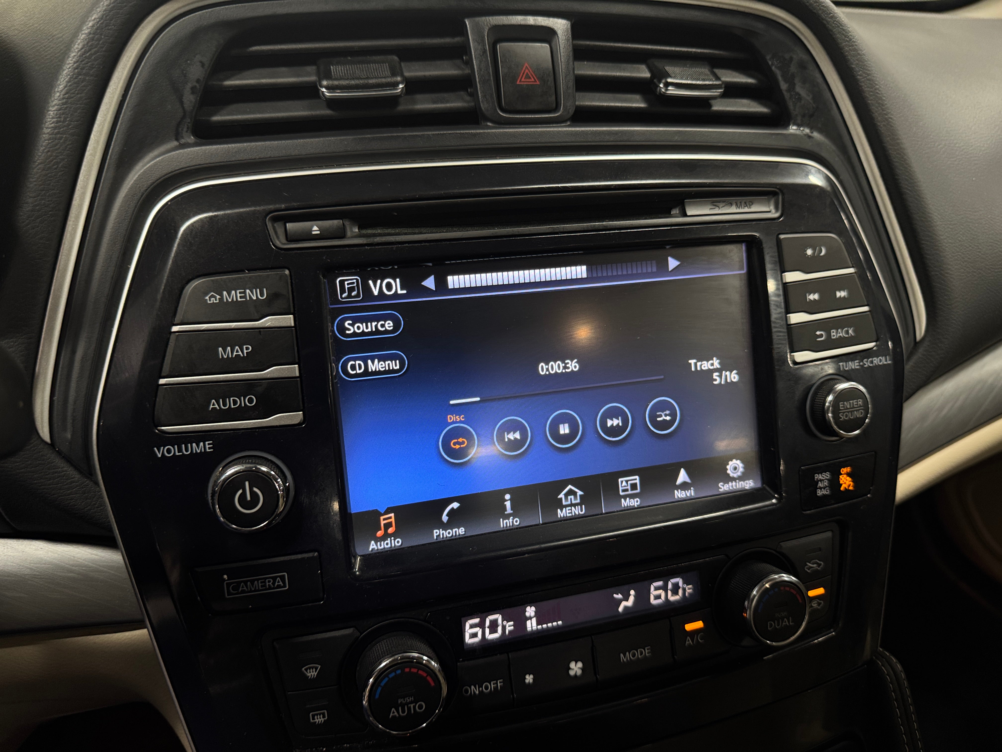 2018 Nissan Maxima SV 3