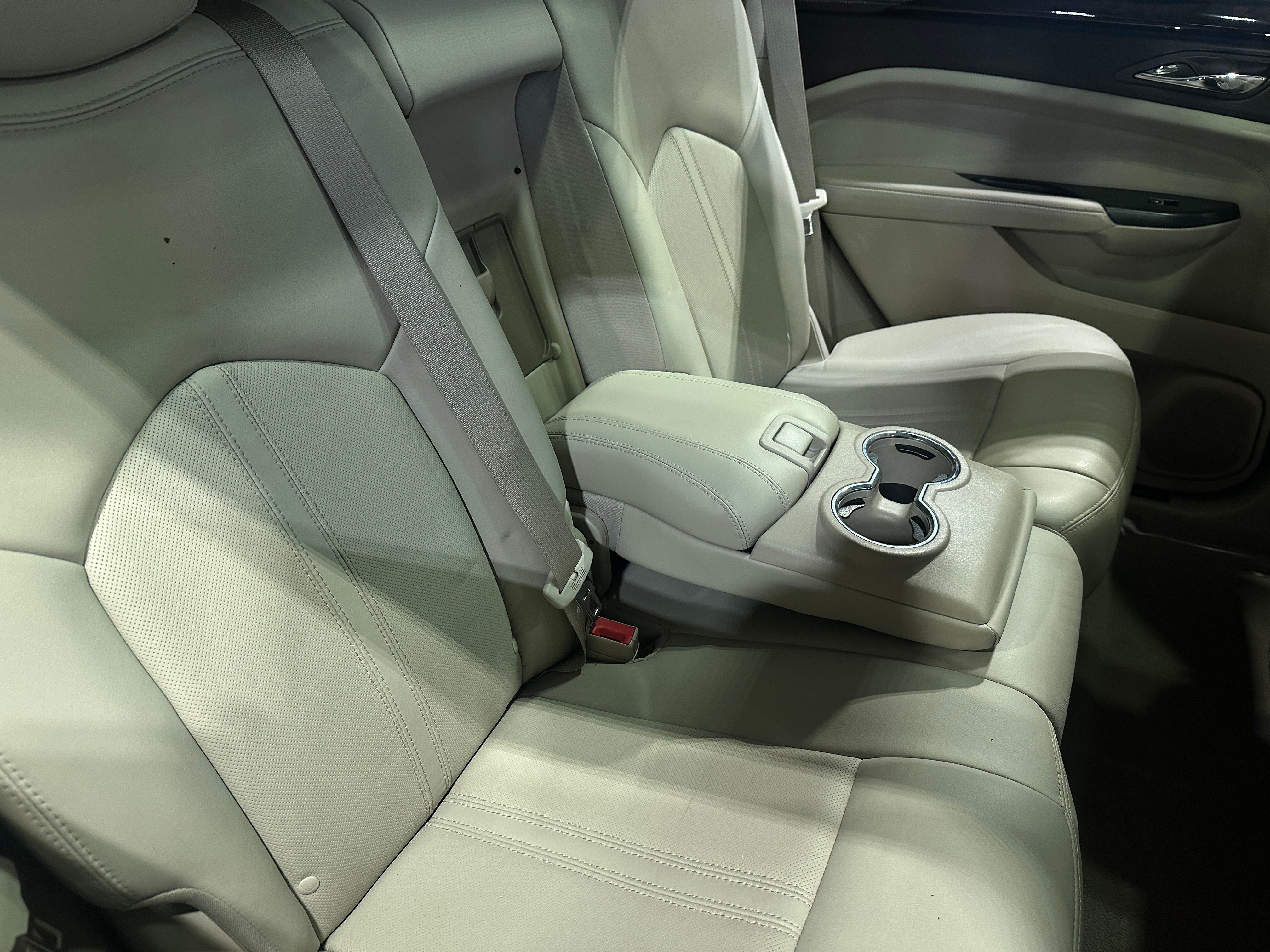 2016 Cadillac SRX Luxury 5