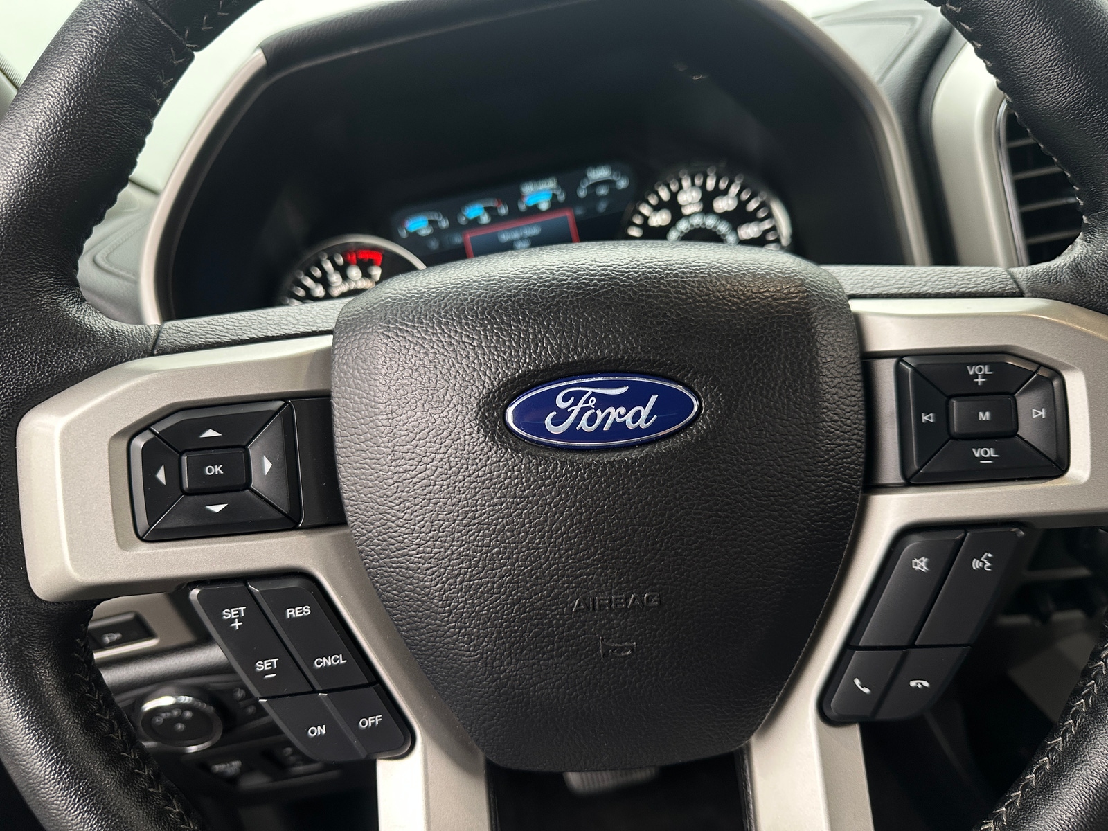 Thumbnail: 2018 Ford Econoline - 4