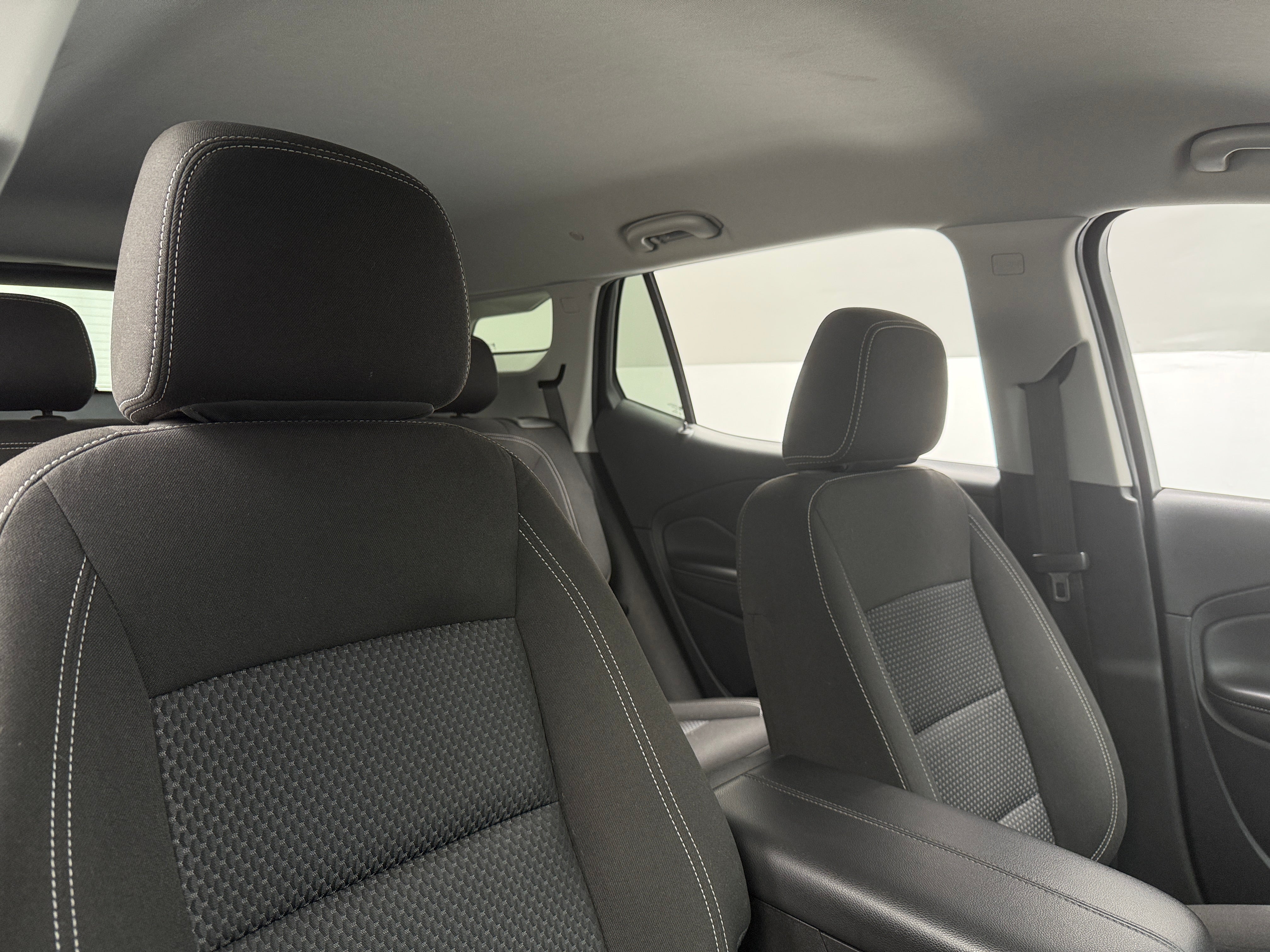2022 GMC Terrain SLE 2