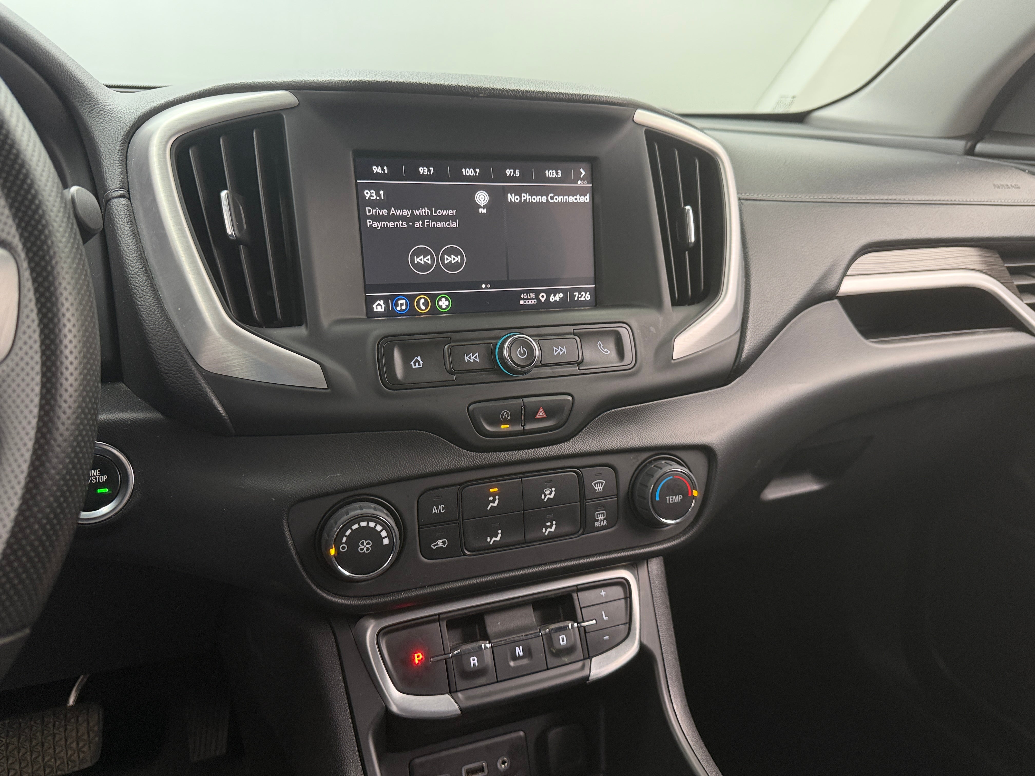 2022 GMC Terrain SLE 4