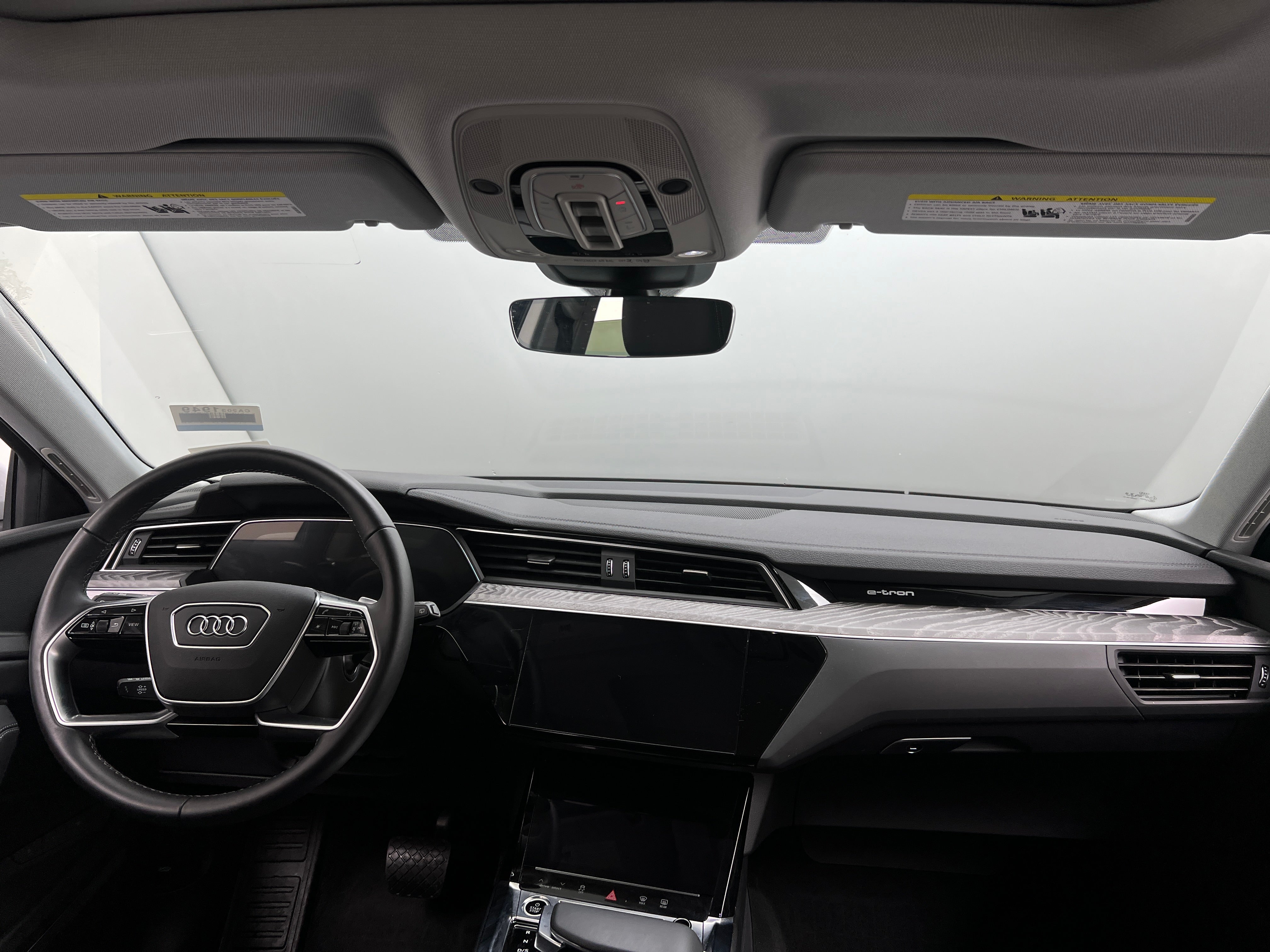 2022 Audi e-tron Premium Plus 2