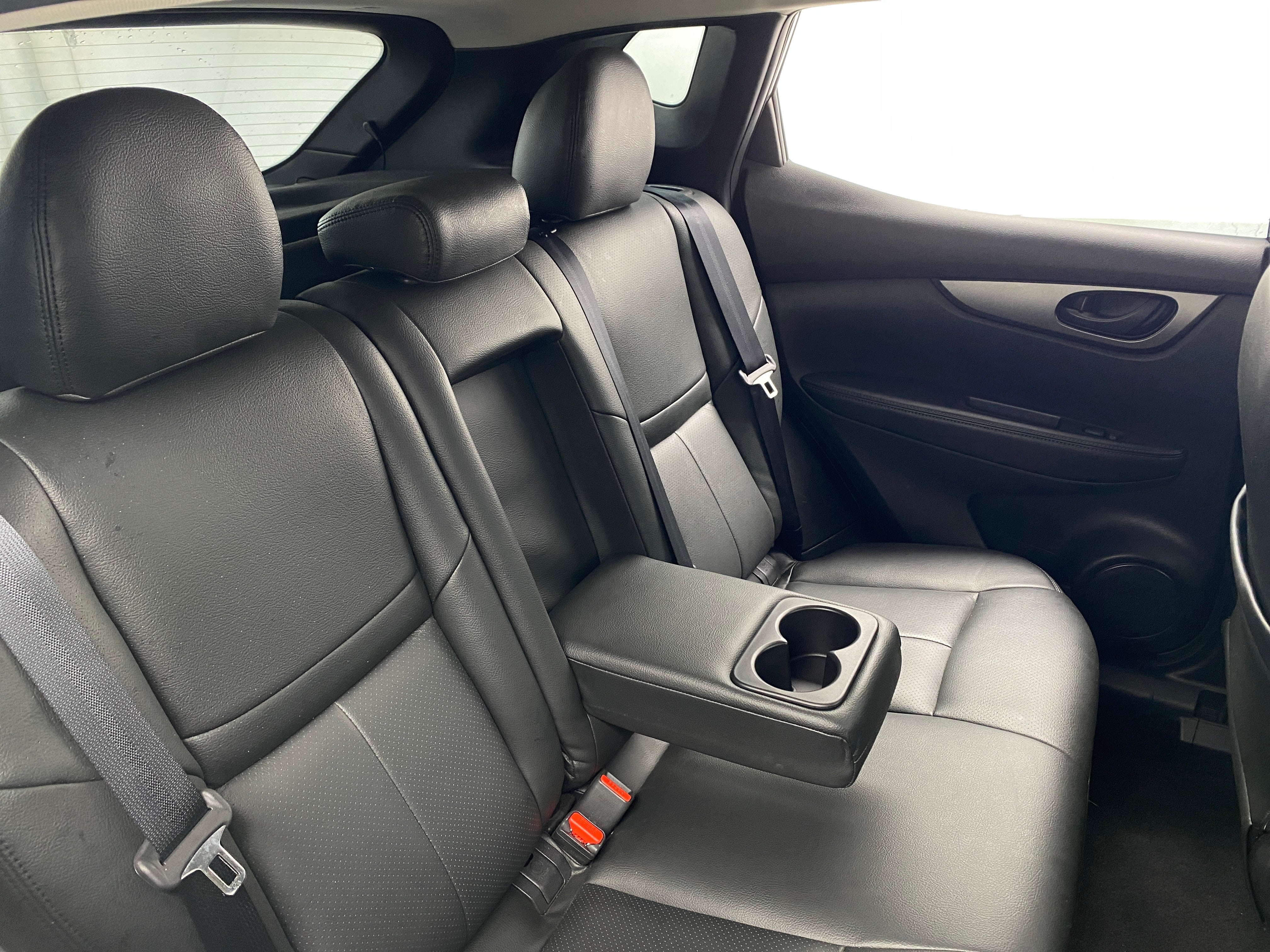 2018 Nissan Rogue Sport S 6