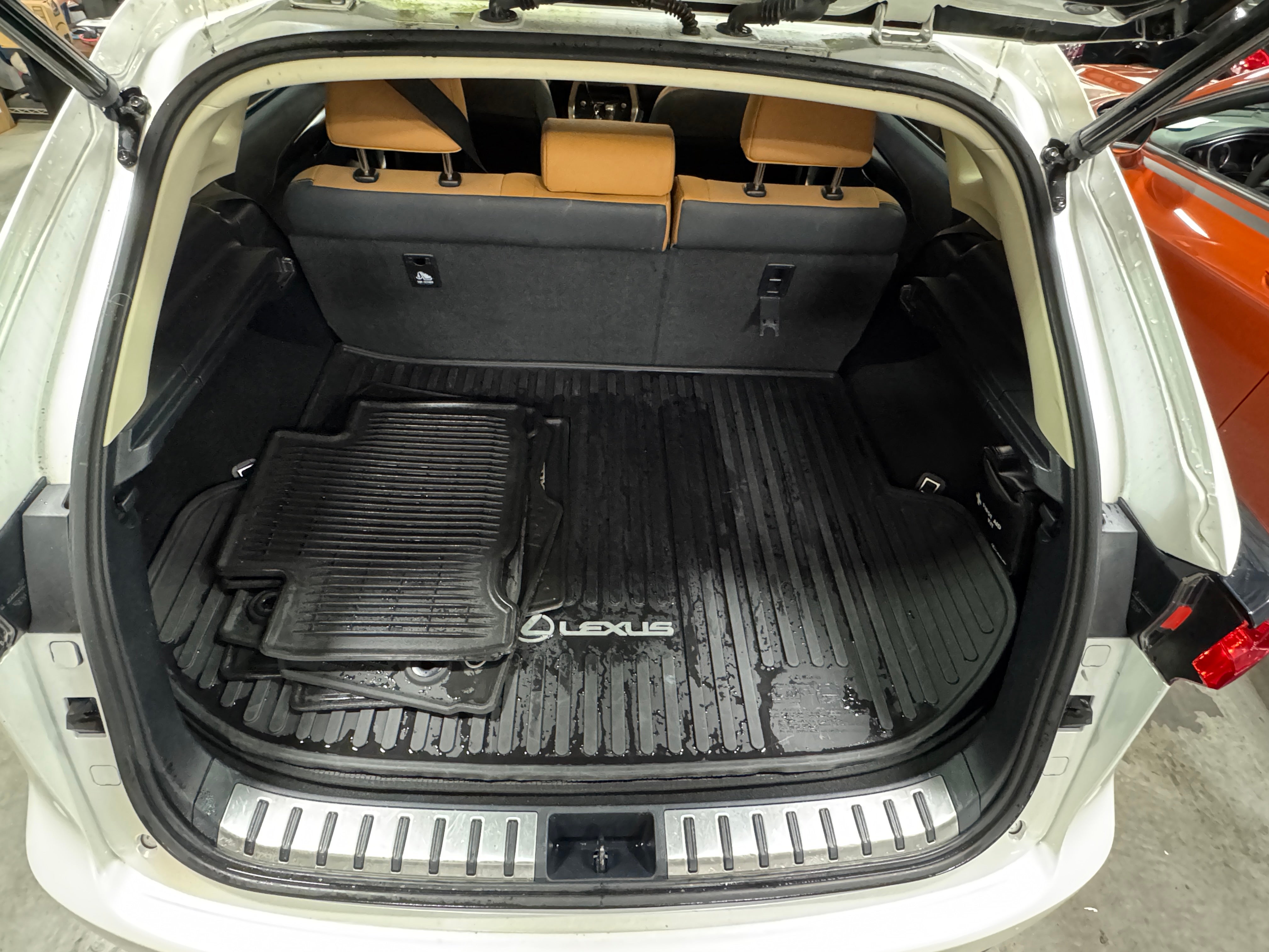 2019 Lexus NX Hybrid 300h 6