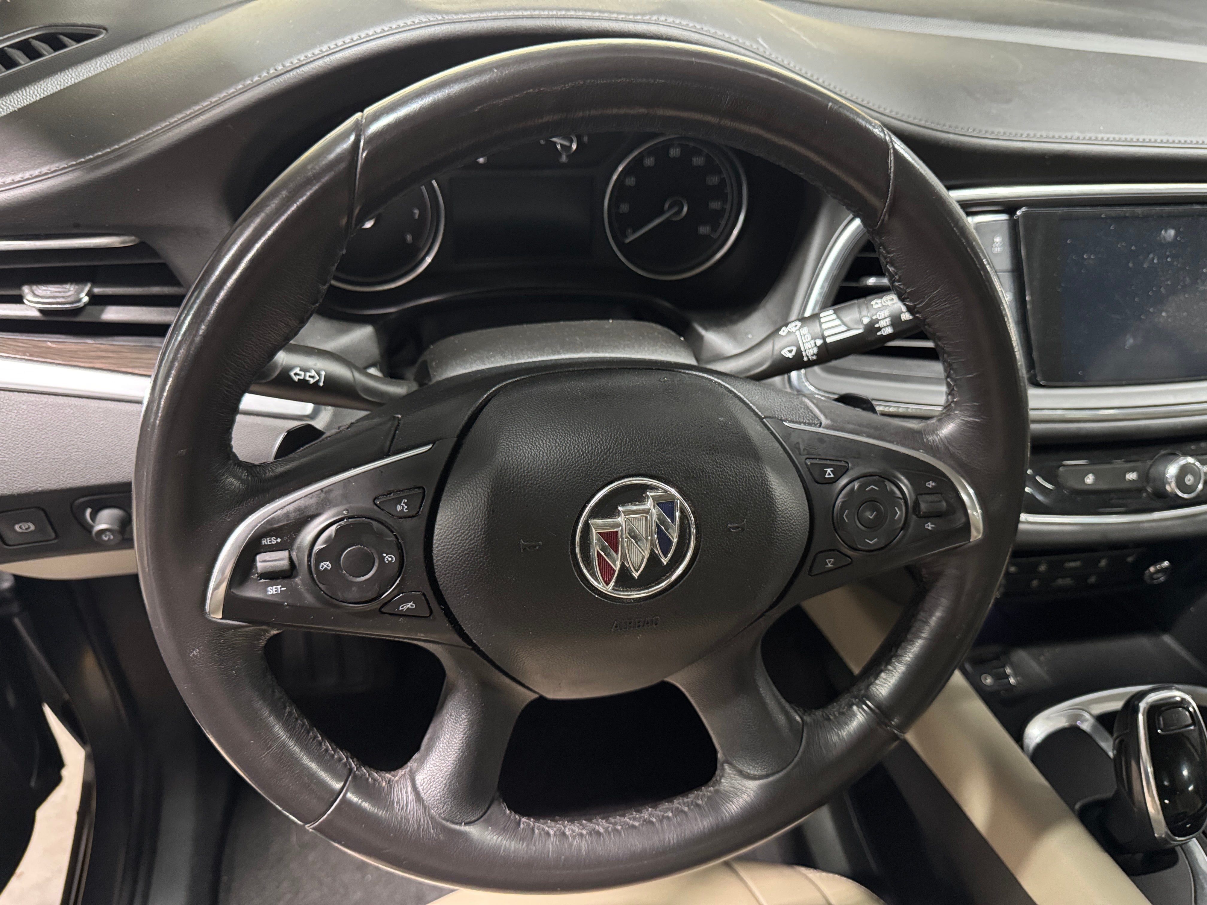 2020 Buick Enclave Essence 4