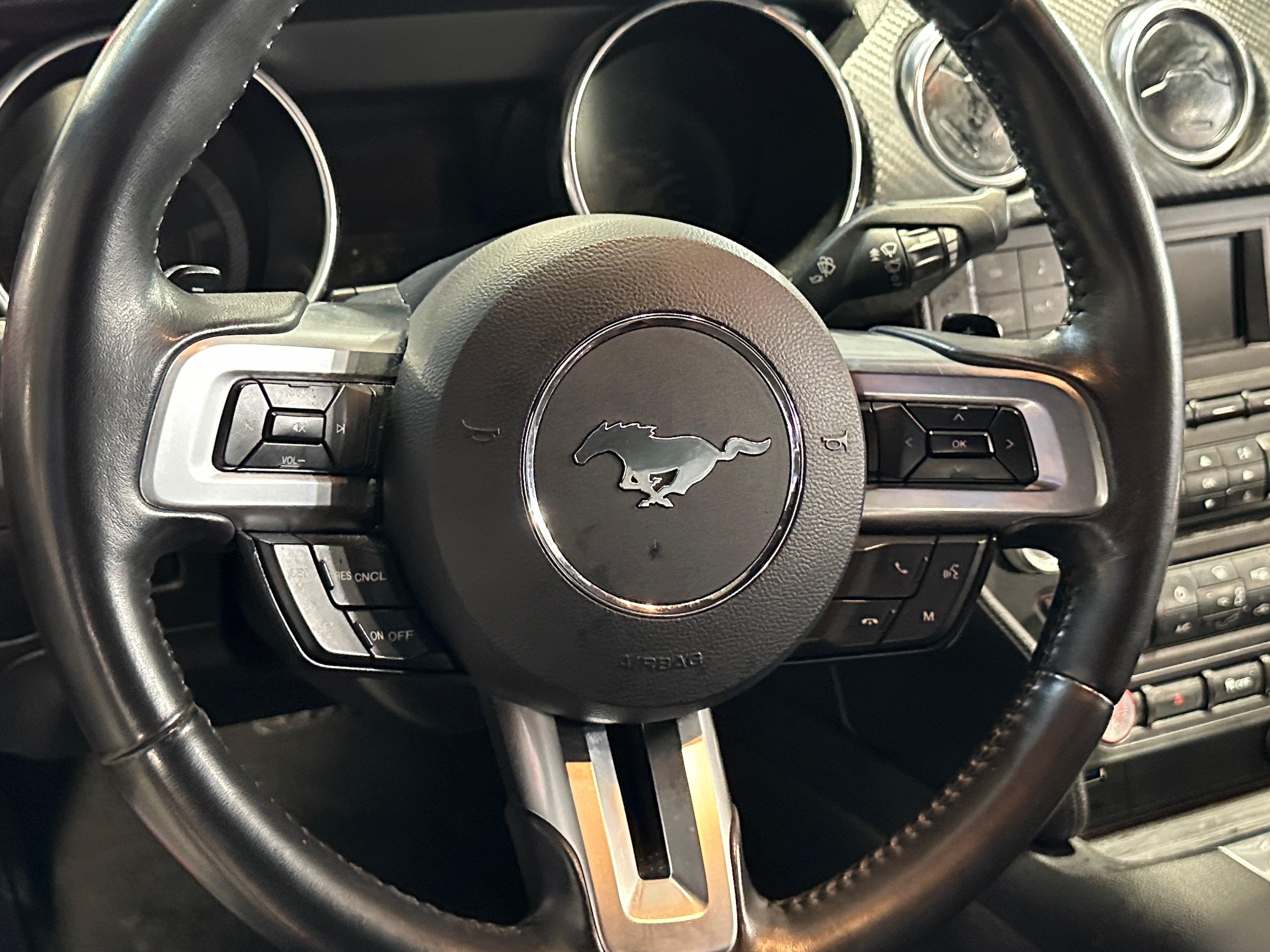 2018 Ford Mustang  4