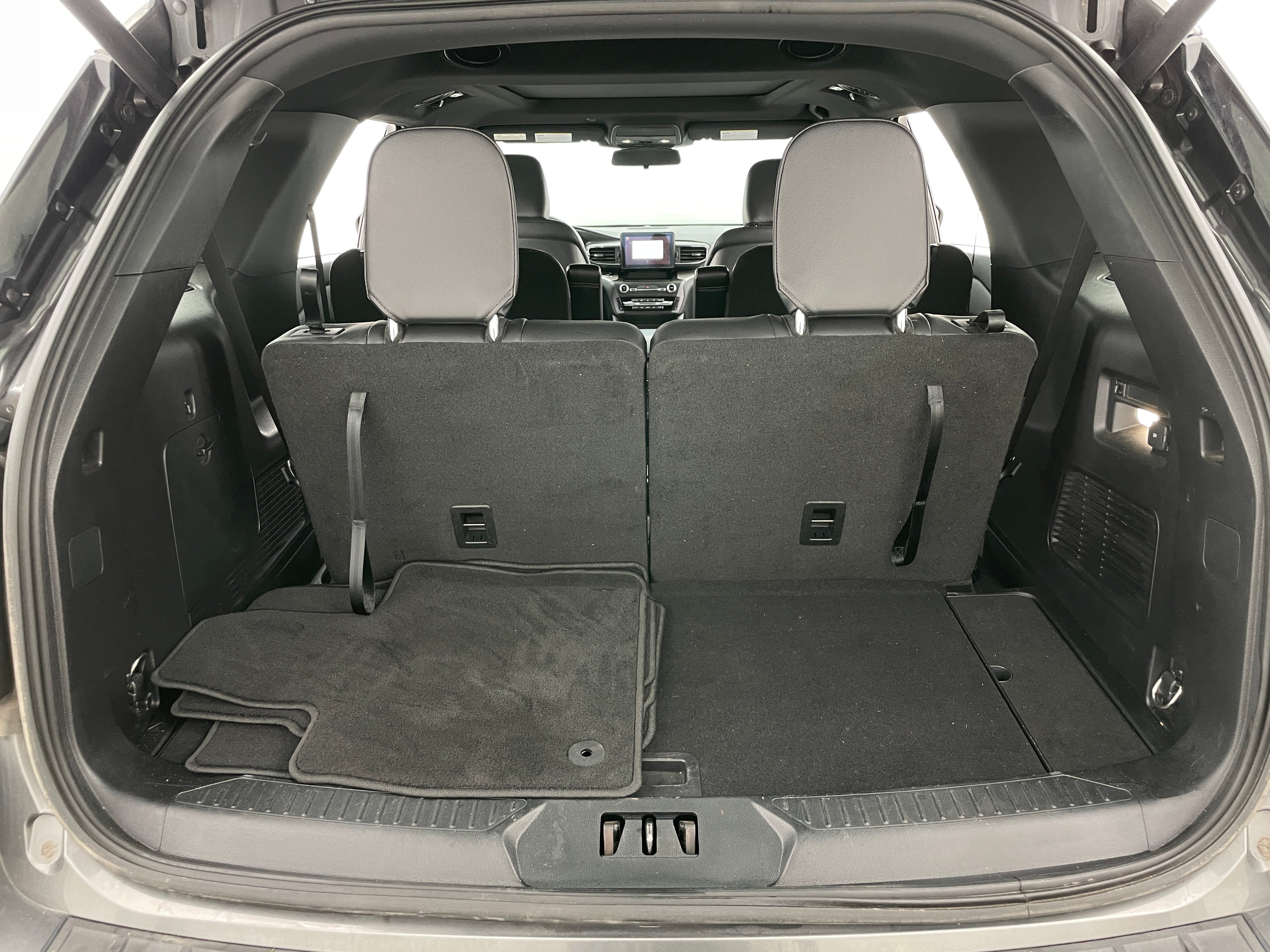 2020 Ford Explorer XLT 6