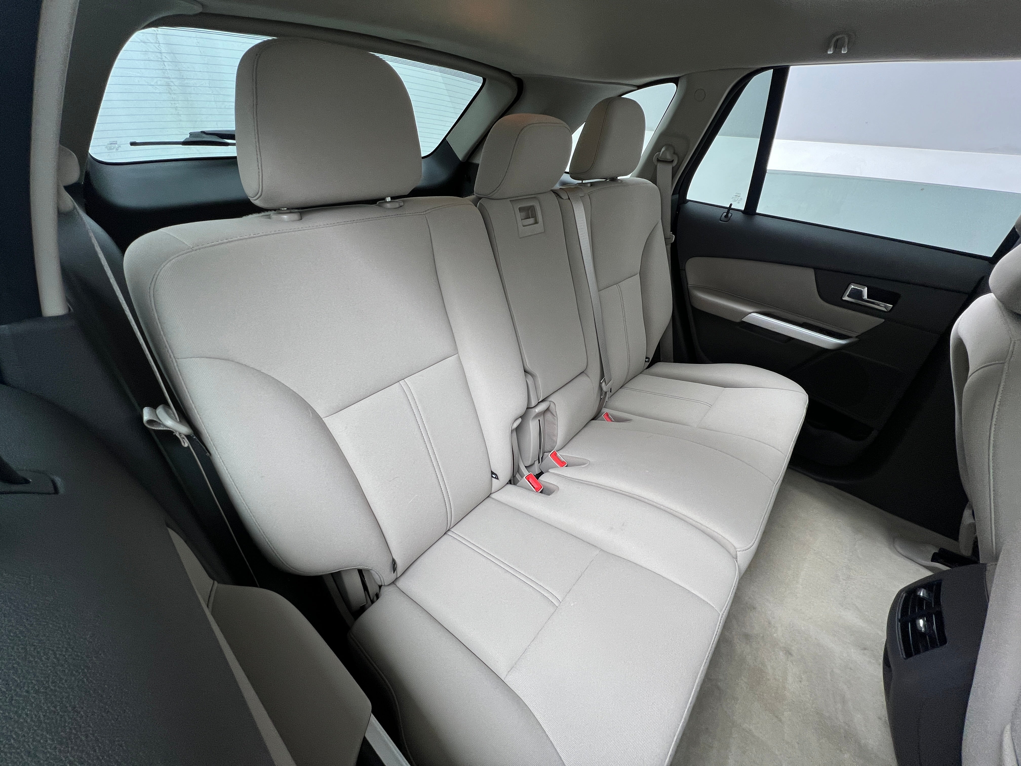 2011 Ford Edge SE 6