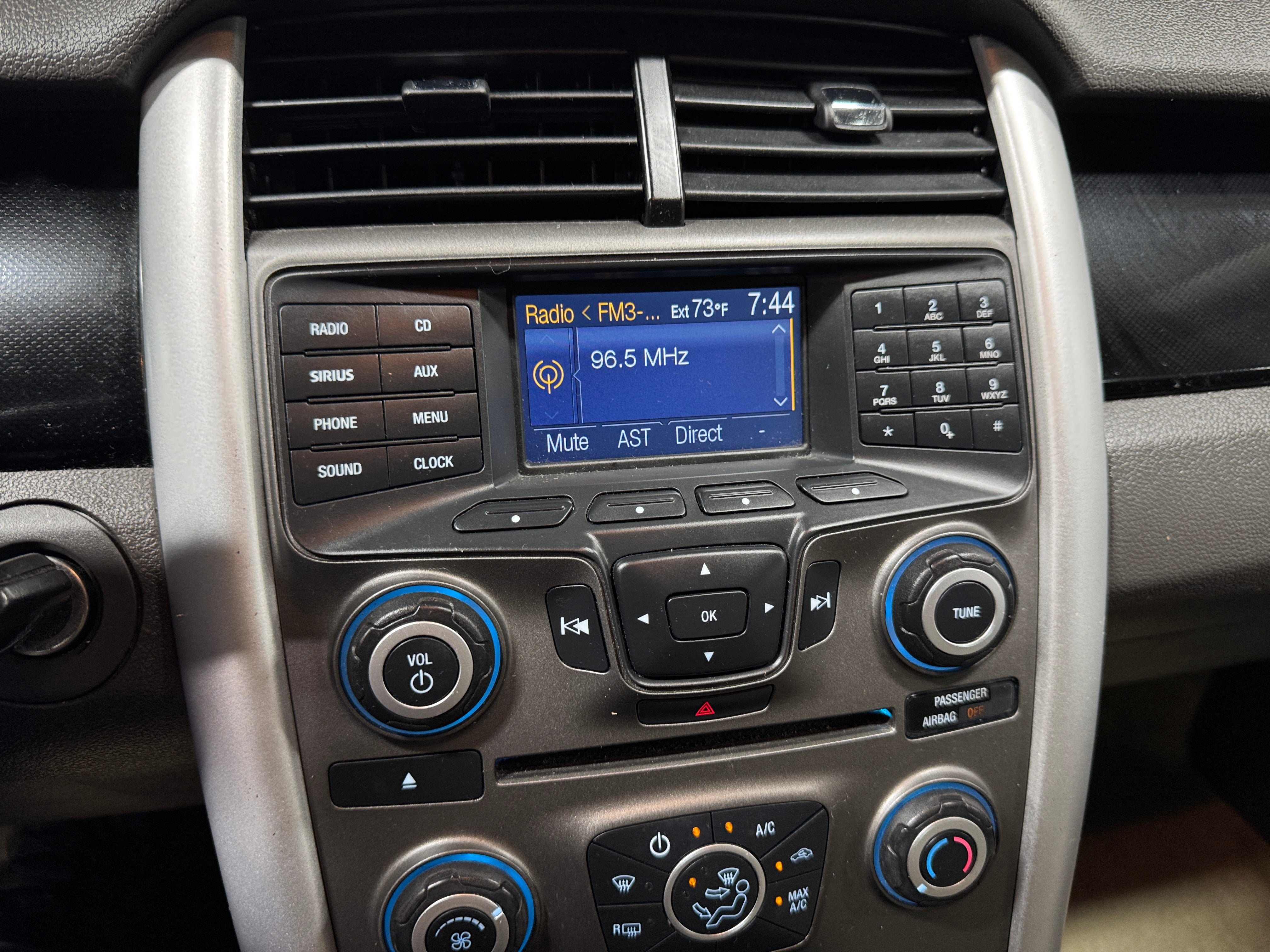 2011 Ford Edge SE 4