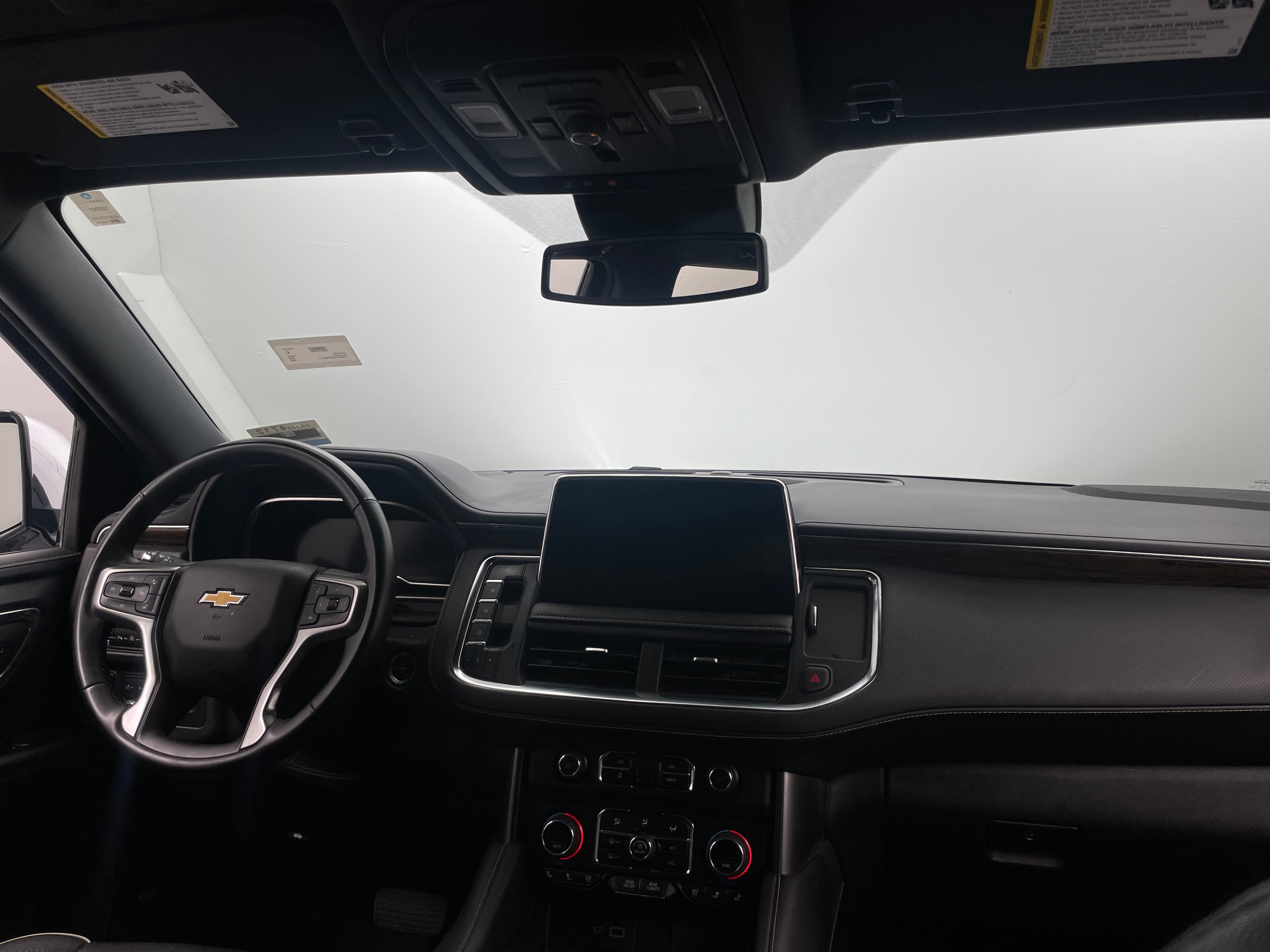 2023 Chevrolet Suburban Premier 2