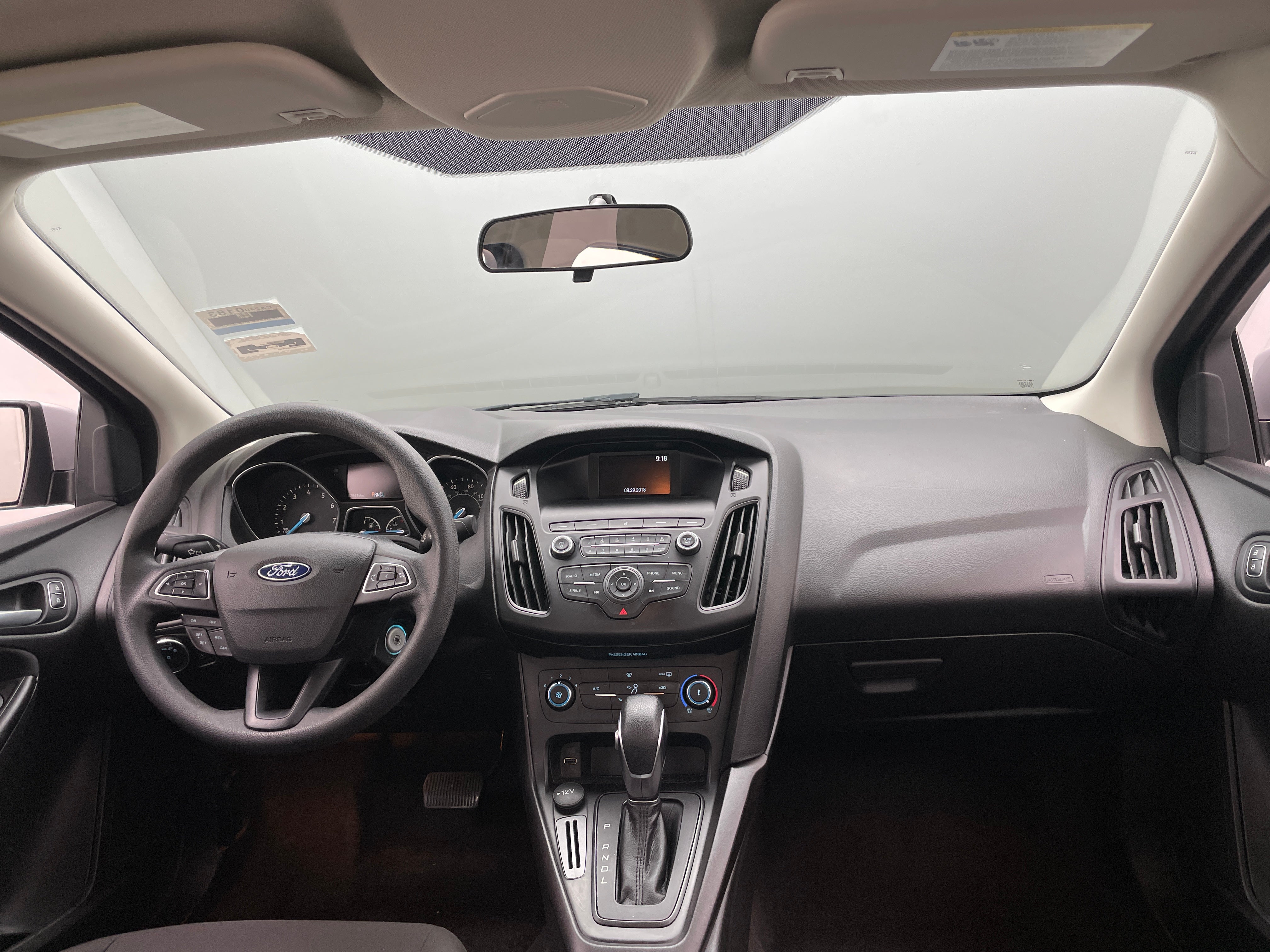 2018 Ford Focus SE 3